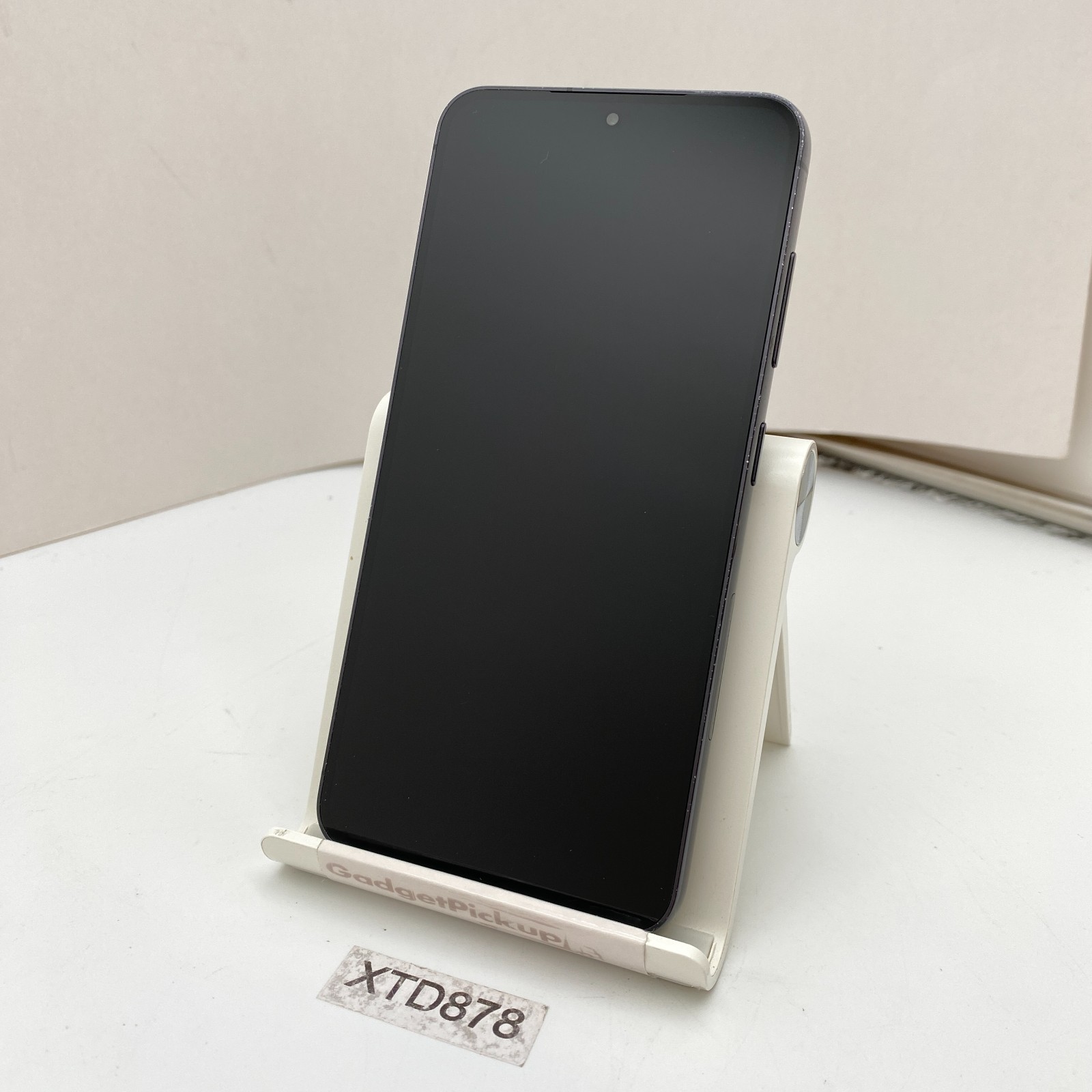 Samsung Galaxy S23 SM-S911U – 256GB – Phantom Black (Unlocked) – Good Condition