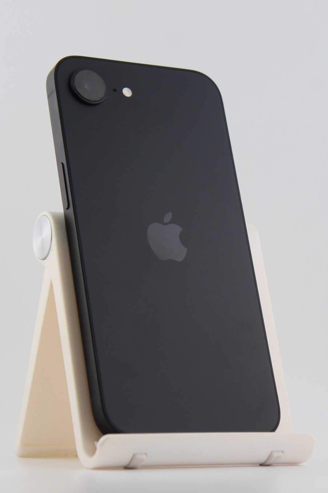 Good Condition – Apple iPhone 17e 256GB Black (Verizon ONLY) – Free Shipping