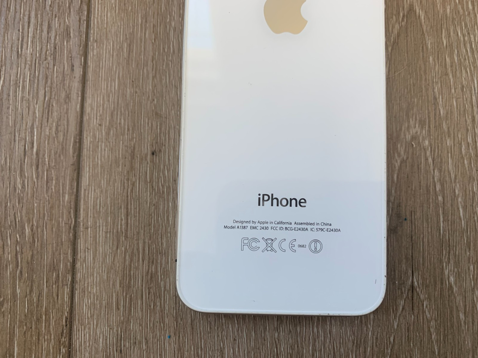 Apple iPhone 4 A1387 3.5″ screen power on Untested For Parts or Repair