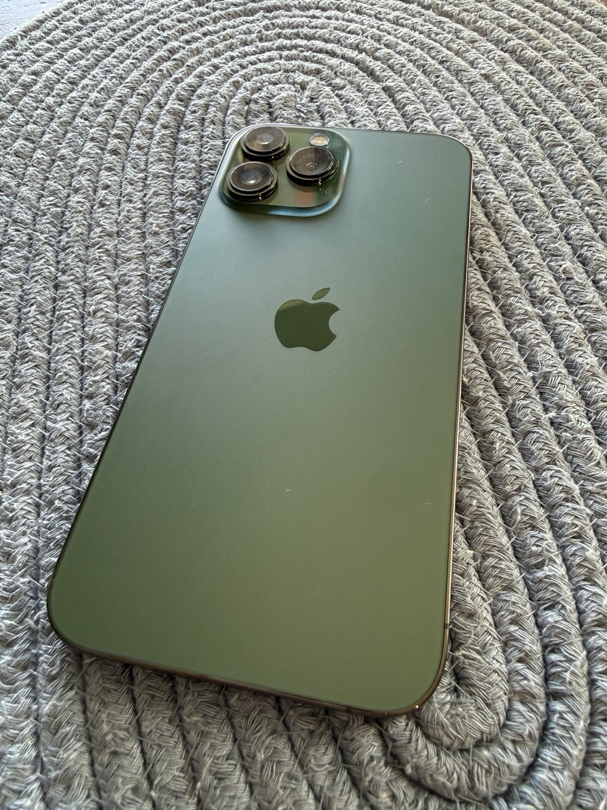 Apple iphone 13 pro max 128gb verizon (Alpine green)