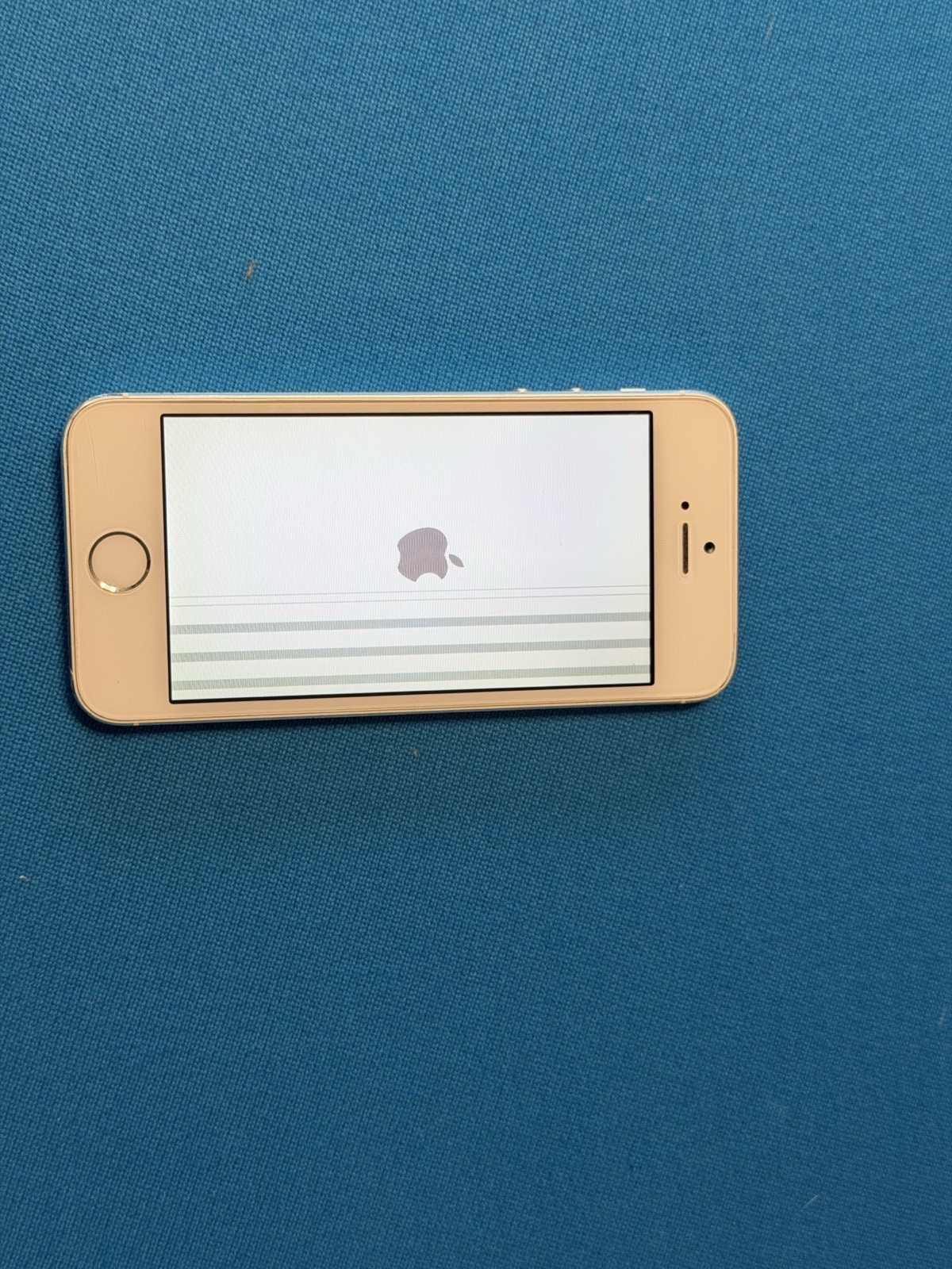Apple iPhone 5s A1533 White Gold For Parts Repair Bad Screen Touch