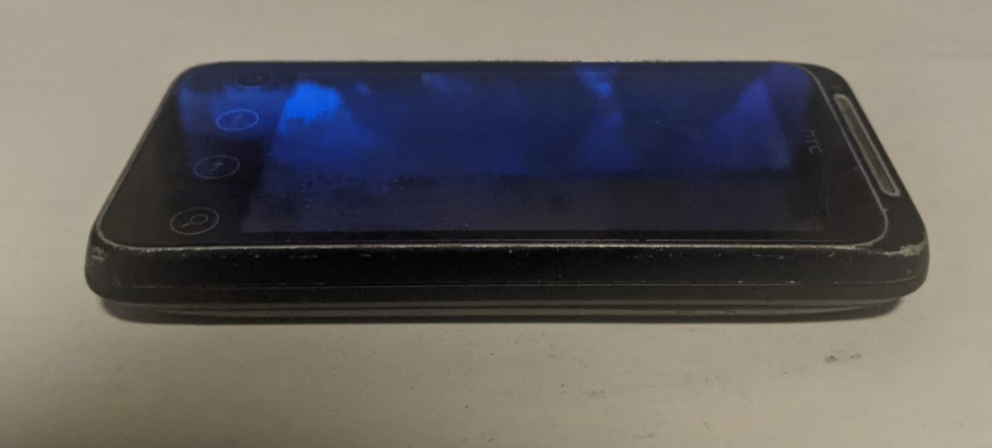 HTC Evo Shift (2GB) – Black (Sprint) SEE BELOW
