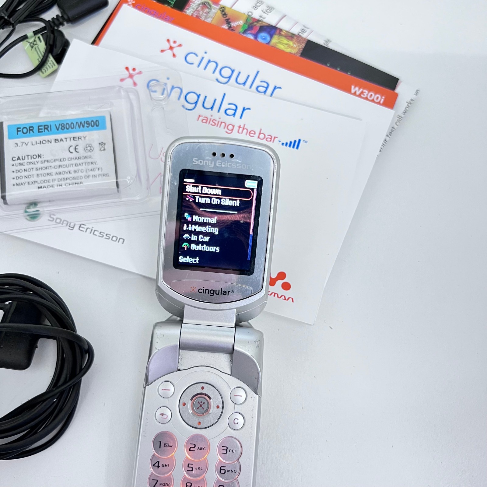 Sony Ericsson Walkman W300i (Cingular Wireless) MP3 Flip Phone Vintage Tested