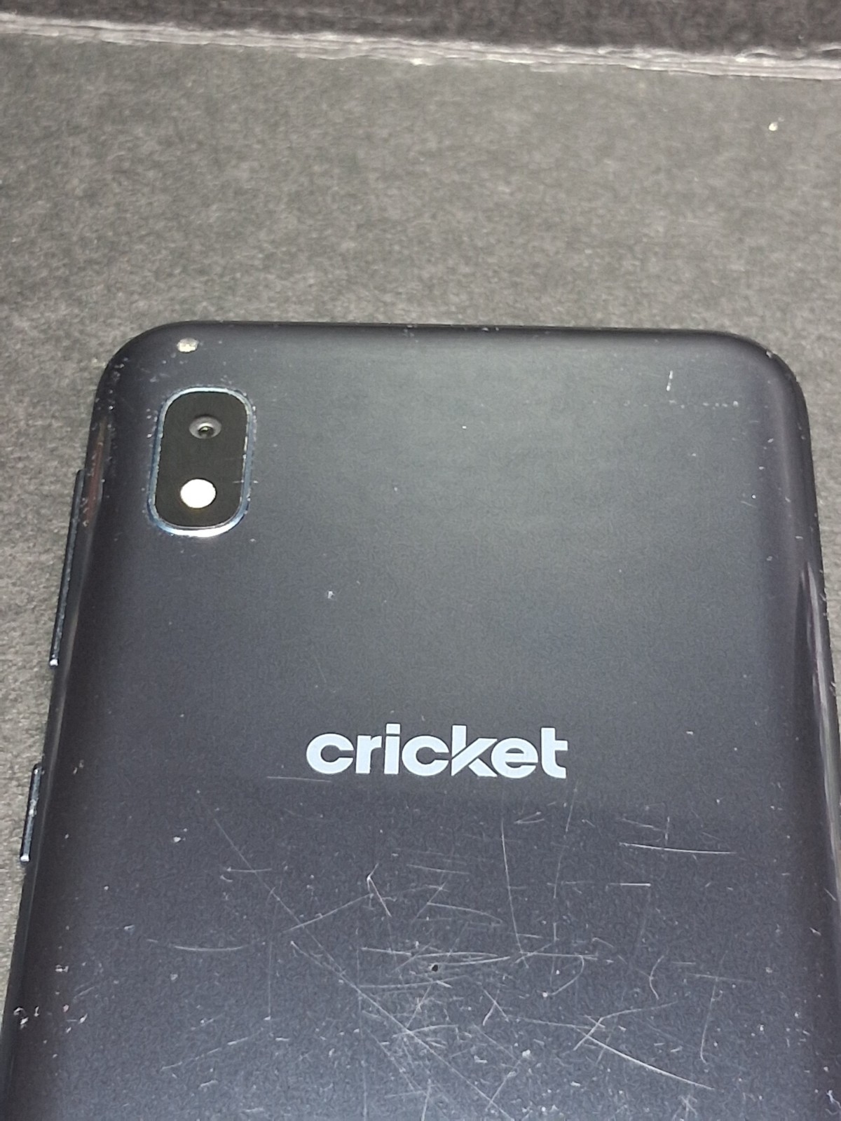 Samsung Galaxy A10e SM-A102U Cricket Wireless 32GB CRACKED SCREEN For Parts Only