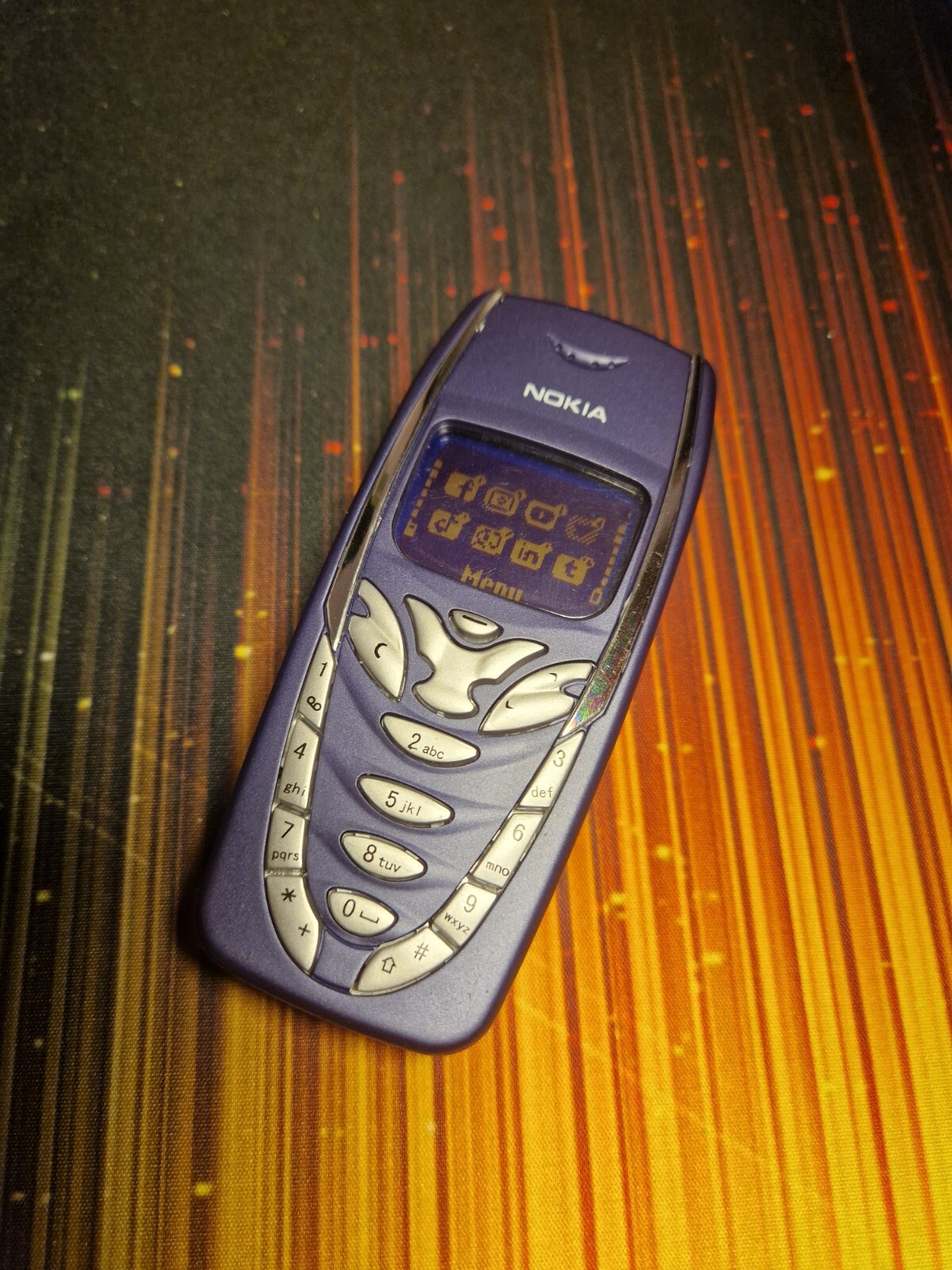 Retro Google-ified Nokia 3310 with a Touch of Android – Your Y2K Dream Phone!