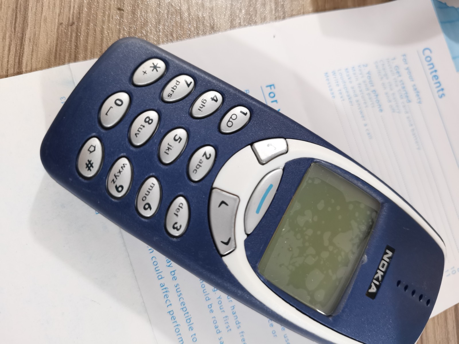 Nokia 3310 – (Unlocked) 2G – 16 MB – Blue – Rare Cellphone -For collectors