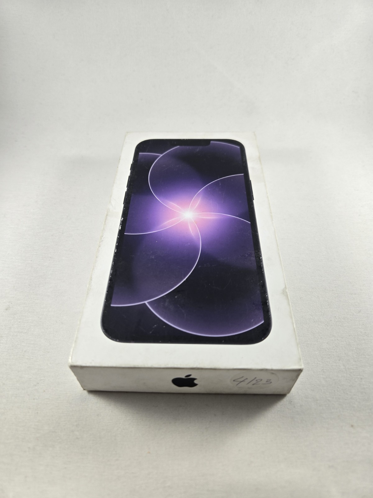 Apple iPhone 17e 256GB Black Boost Mobile 5G A3575 100% Battery WARRANTY