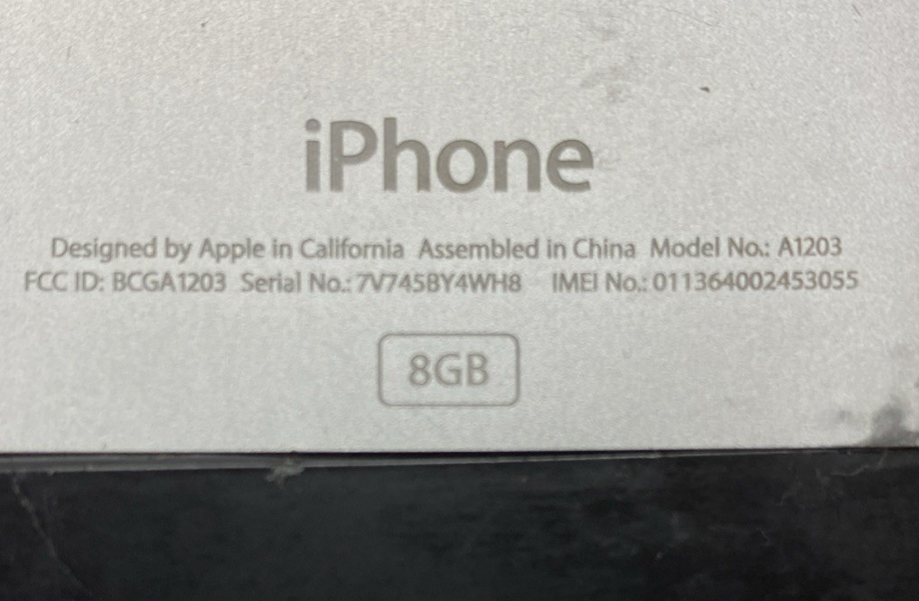 Apple iPhone 1st Generation – 16GB – Black A1203 (GSM) iOS 1.0.2