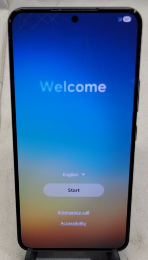 Samsung Galaxy S22 5G 128GB – OS: 16 – MINOR SCREEN SCRATCHES/BUBBLES – SEE DESC