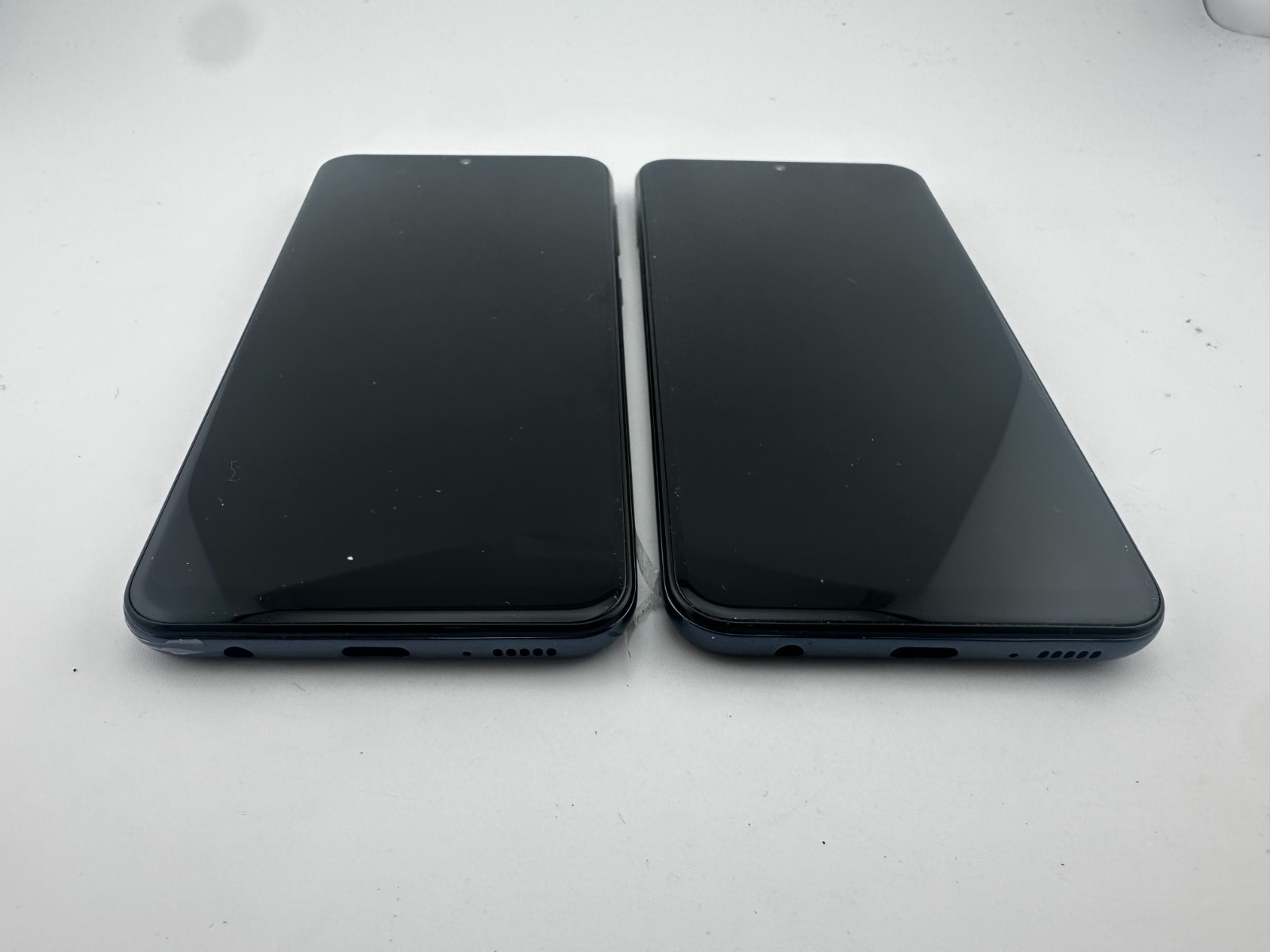 Samsung Galaxy A10e SM-A102U – 32GB – Black (T-Mobile) – LOT OF 2