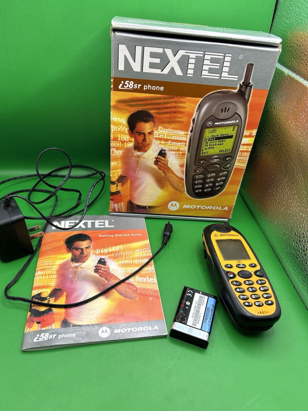 Vintage MOTOROLA NEXTEL i58sr CELLULAR PHONES YELLOW & BLACK Untested