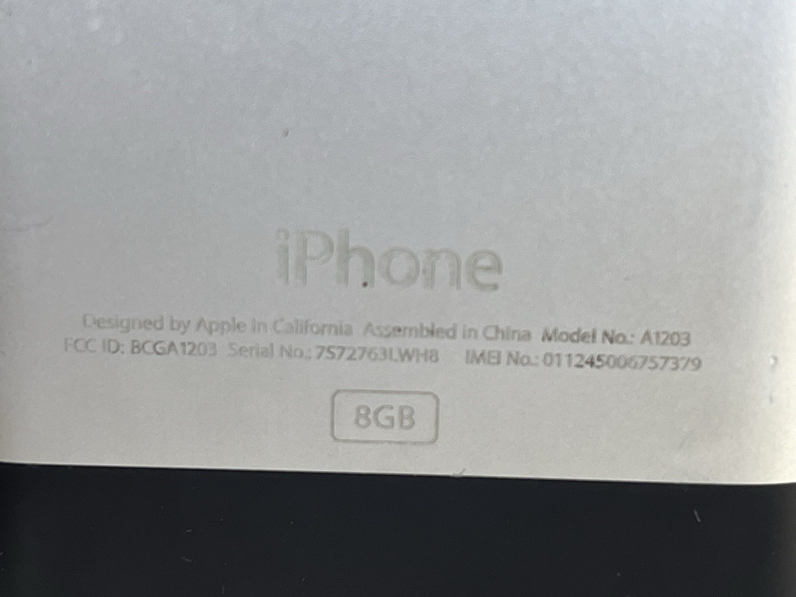 Early iOS 1.0 Apple iPhone 1st Generation – 8GB- Black A1203 (GSM) 2G 2007