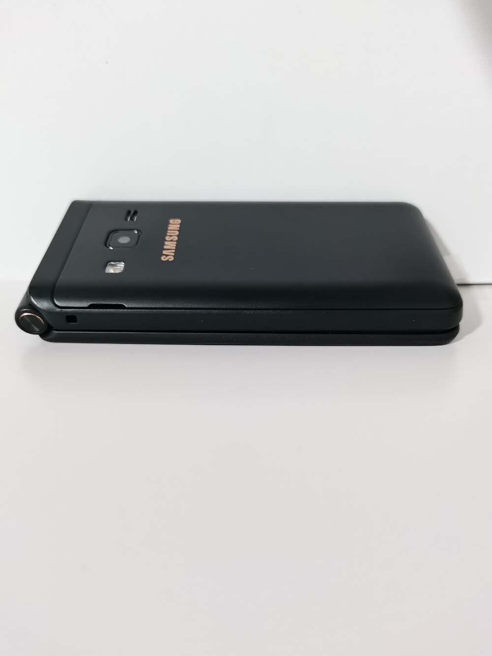 (Unlocked) Samsung Galaxy Folder 2 SM-G1600 Dual Sim 16GB Android OPEN BOX PHONE