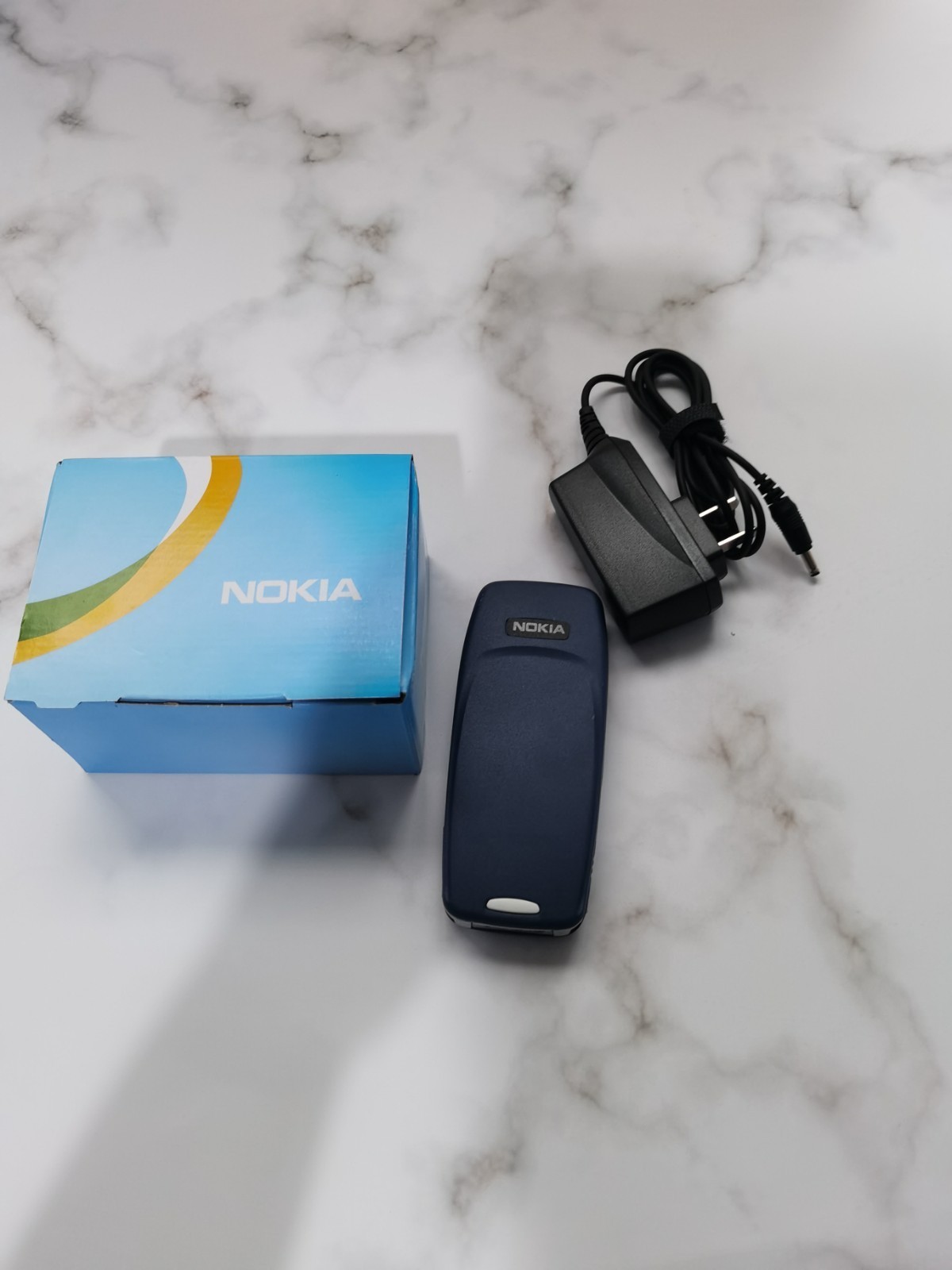 Nokia 3310 (Unlocked) 2G 16 MB Rare Cellphone with Battery -For collectors