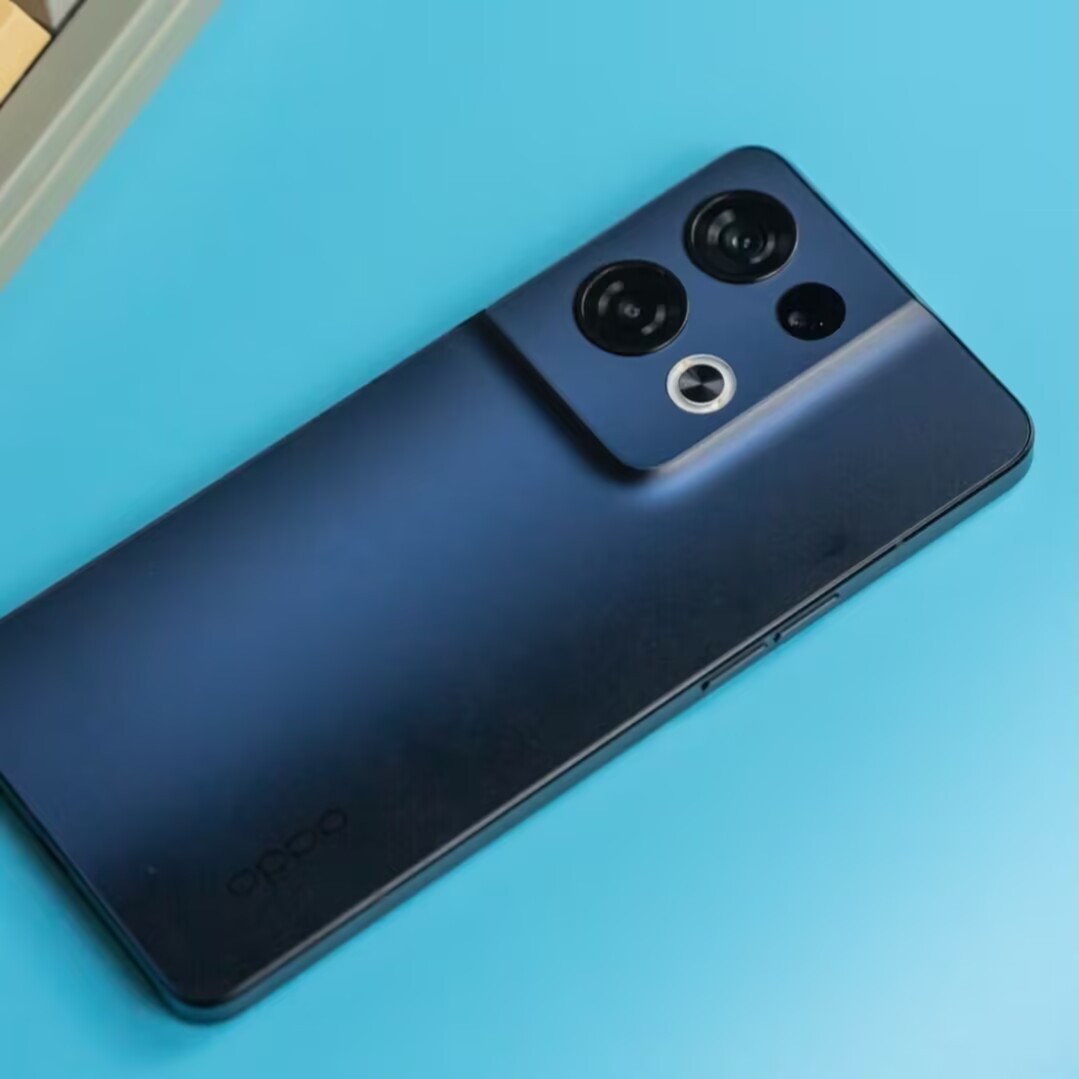 Oppo Reno8 Pro 5G 6.7″ 50MP Mediatek Dimensity 8100 Max Android 12 4500mAh