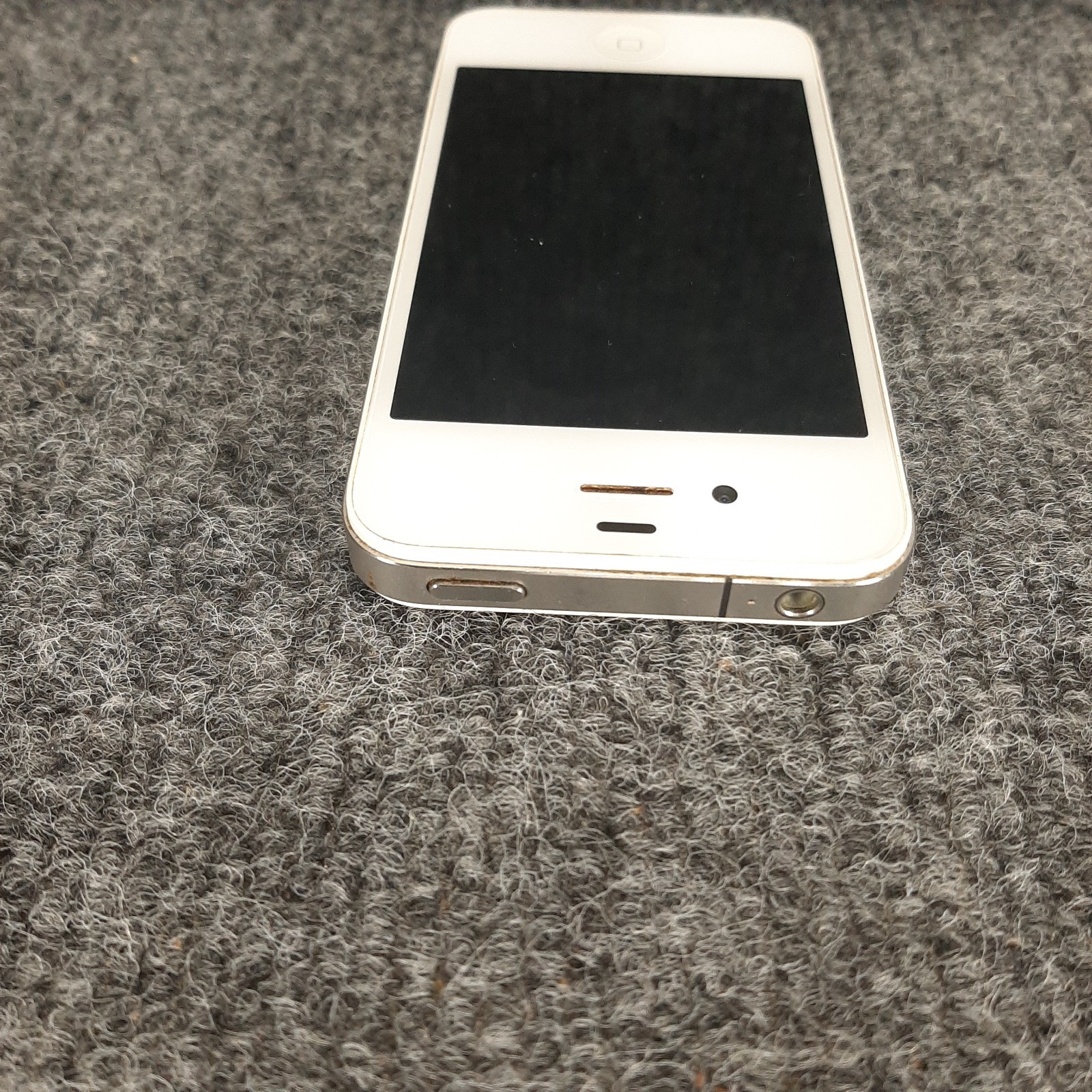 Apple iPhone 4 A1332 Nice Cosmetic Condition Untested Parts or Repair