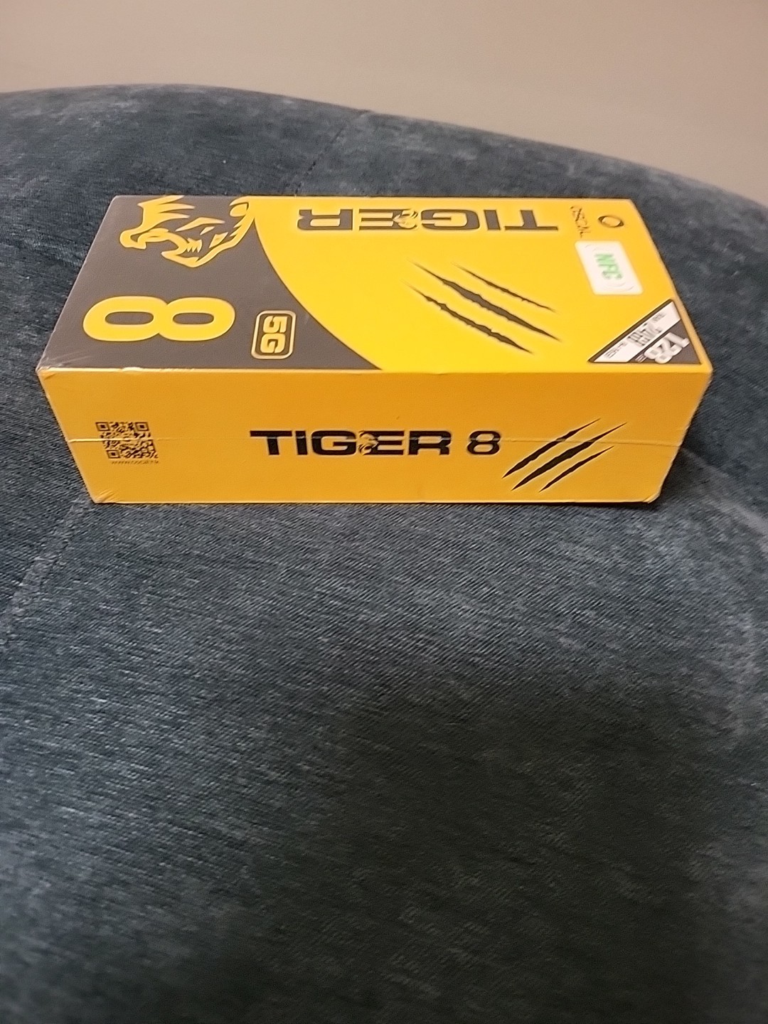 Blackview OSCAL TIGER 8 5G AI Smartphone 12GB+128GB 6.88″ 120Hz Android 15 NFCOp