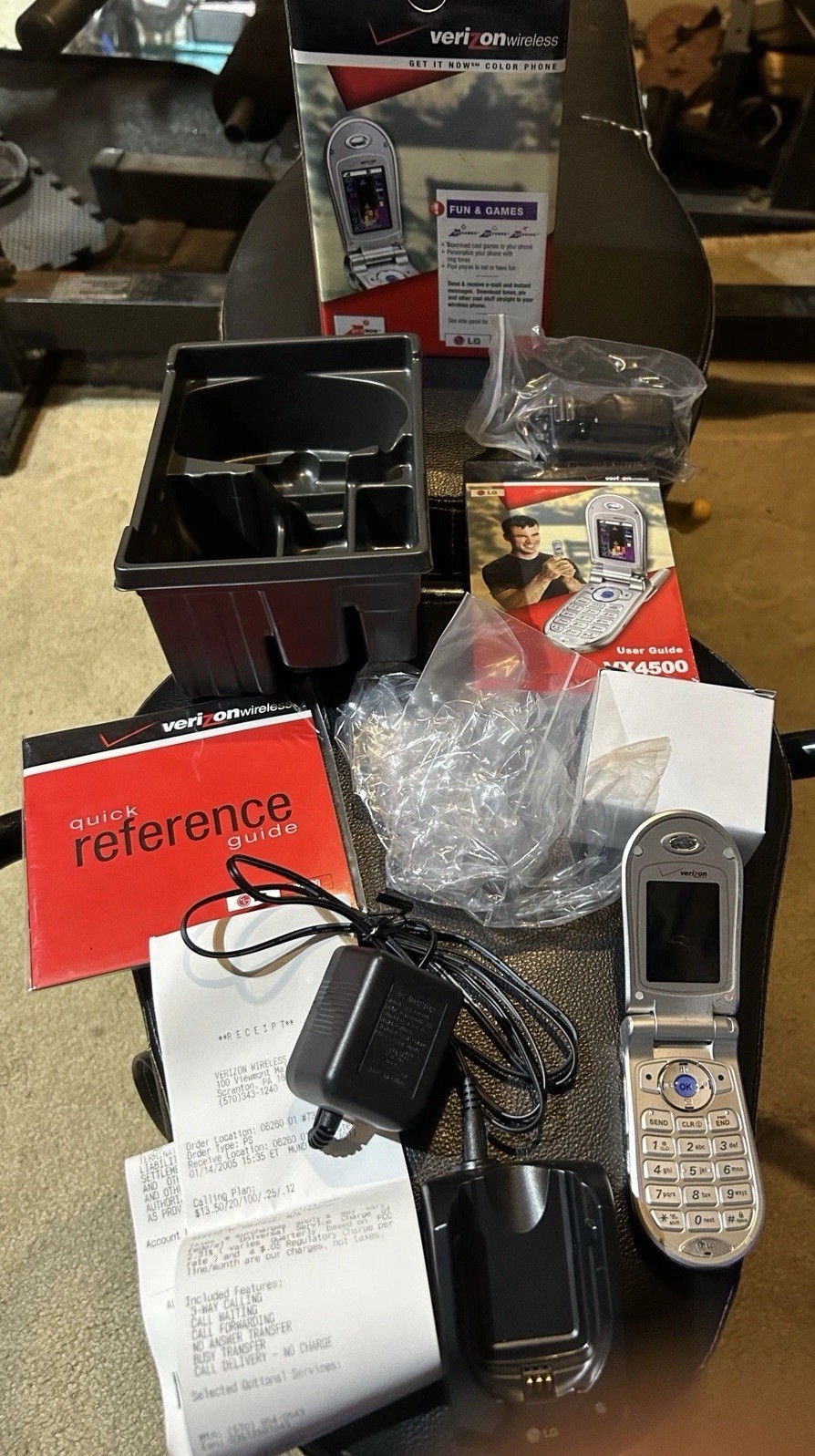 Verizon LG VX4500 Cell Cellular Flip Phone In Box W Manual Complete !!!