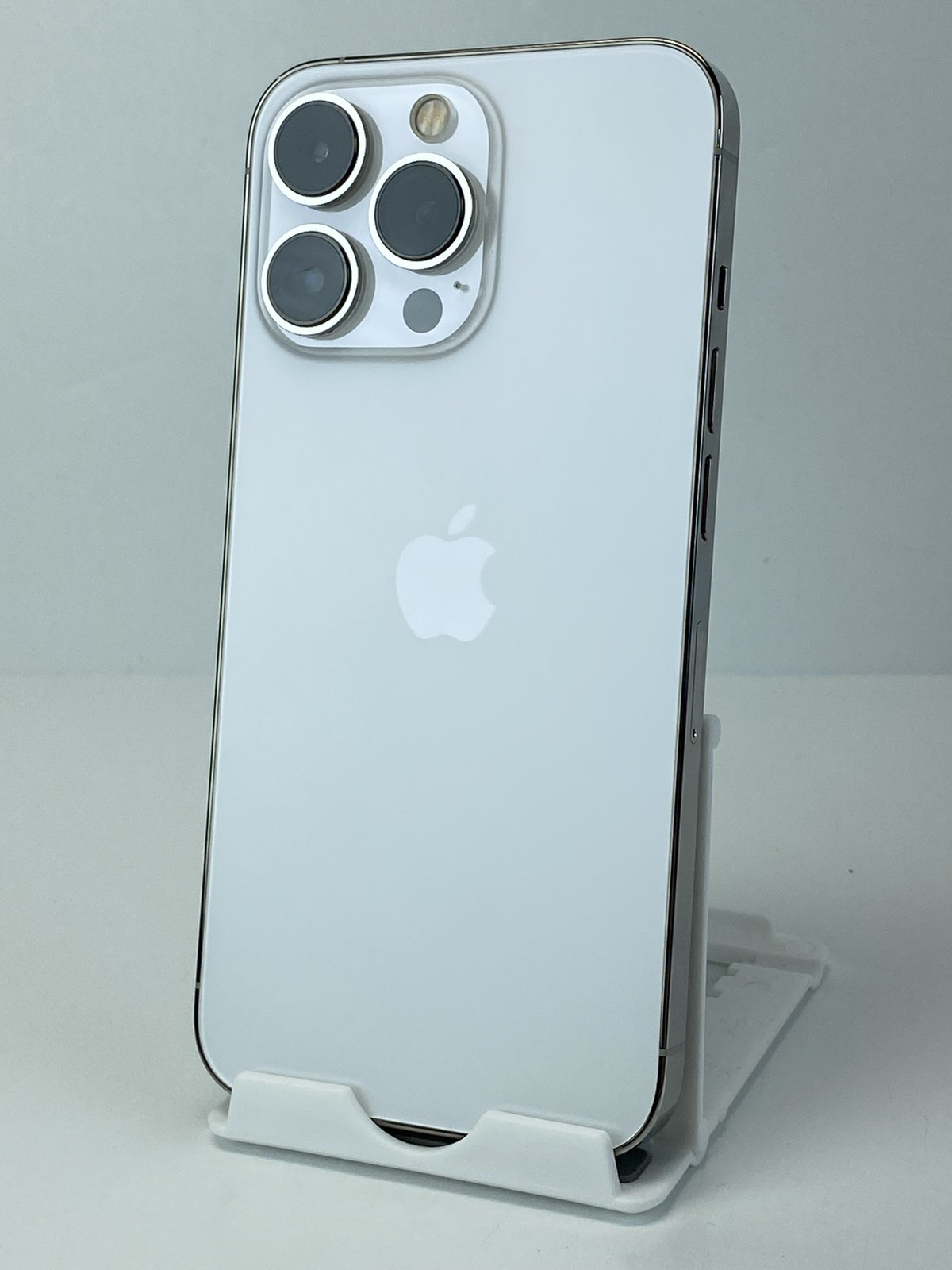 Apple iPhone 13 Pro A2483 128GB Silver Unlocked device 97% battery health