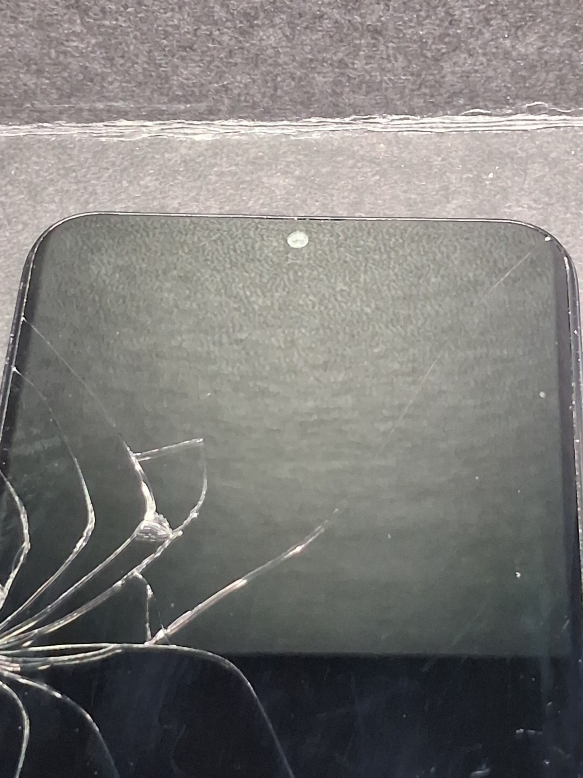 Samsung Galaxy A10e SM-A102U Cricket Wireless 32GB CRACKED SCREEN For Parts Only