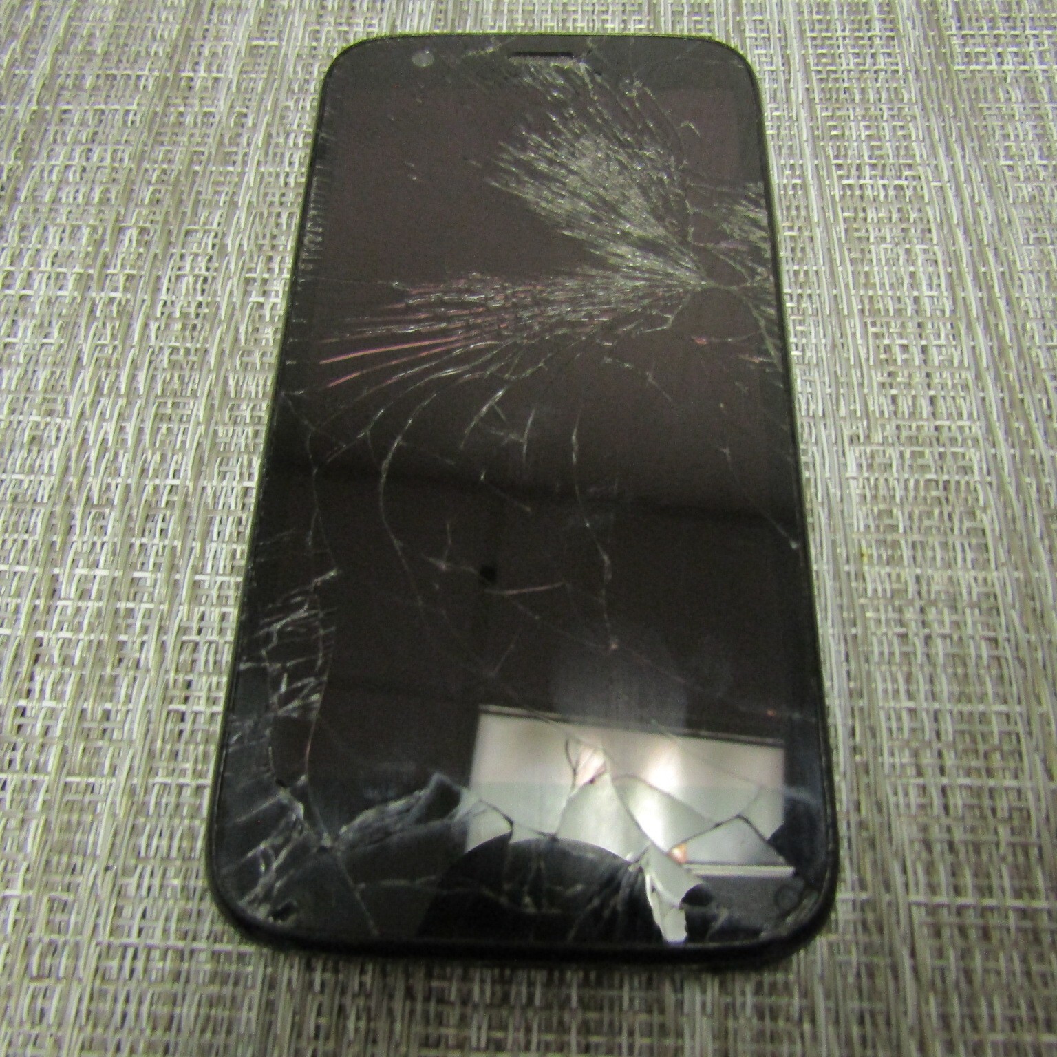 MOTOROLA MOTO G 1ST GEN (VERIZON) CLEAN ESN, WORKS, PLEASE READ!! 62885