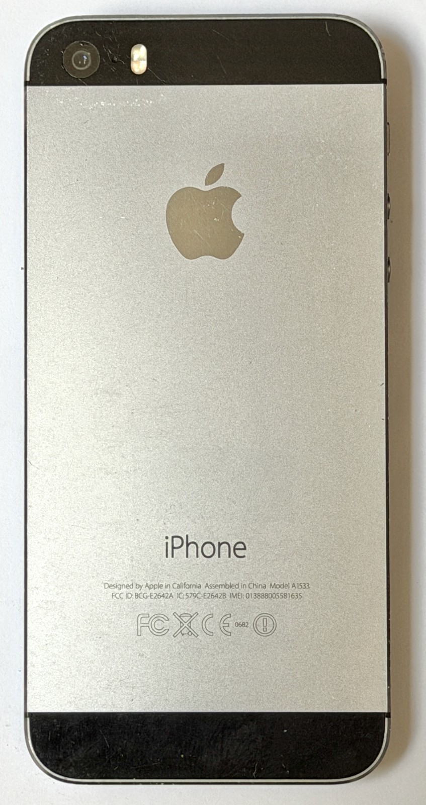 Dead Apple iPhone 5S Space Grey 32gb A1533 for Parts Only, in original box