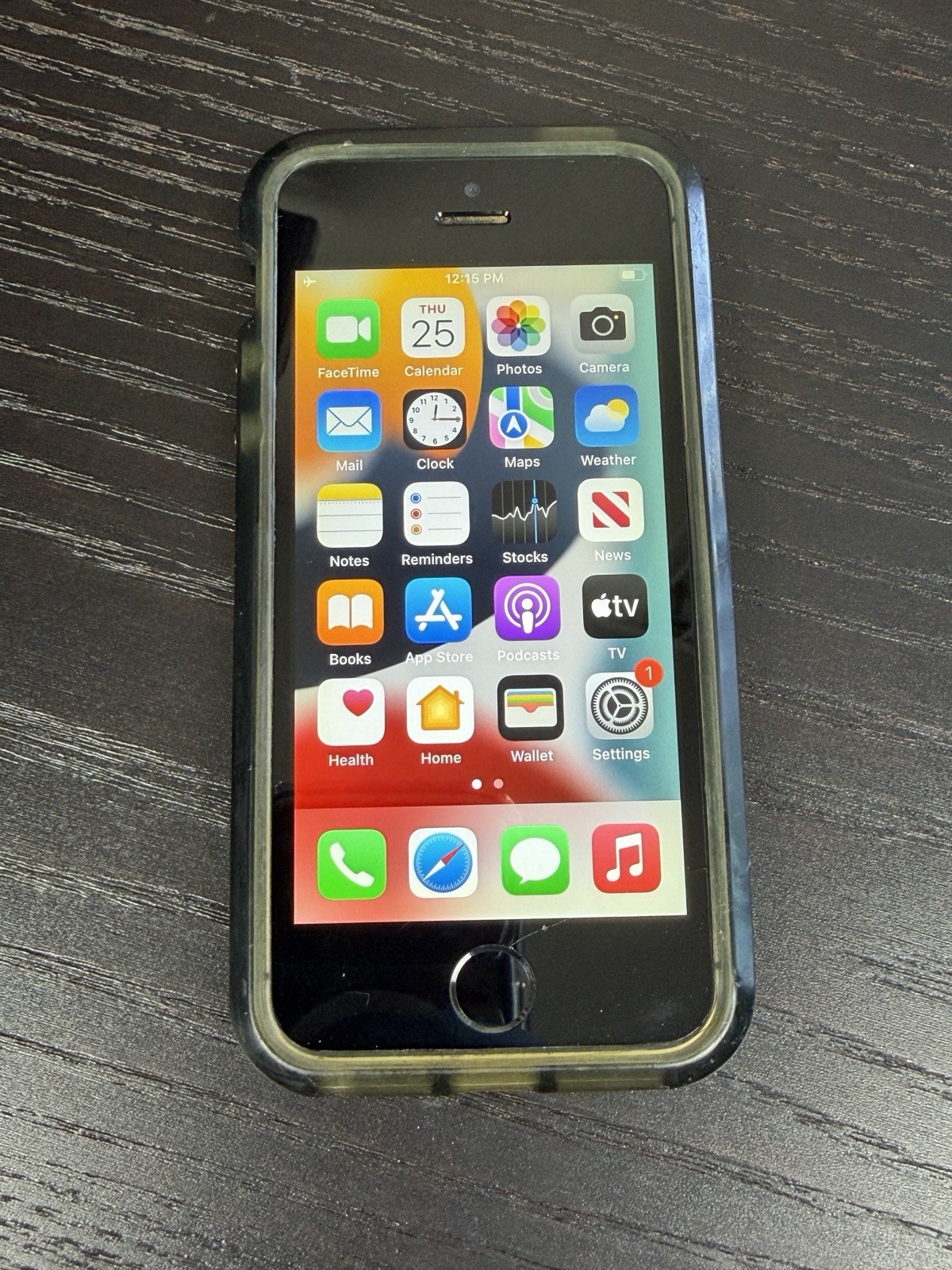 Apple iPhone SE 64GB Space Gray Unlocked 87% Battery Health A1662