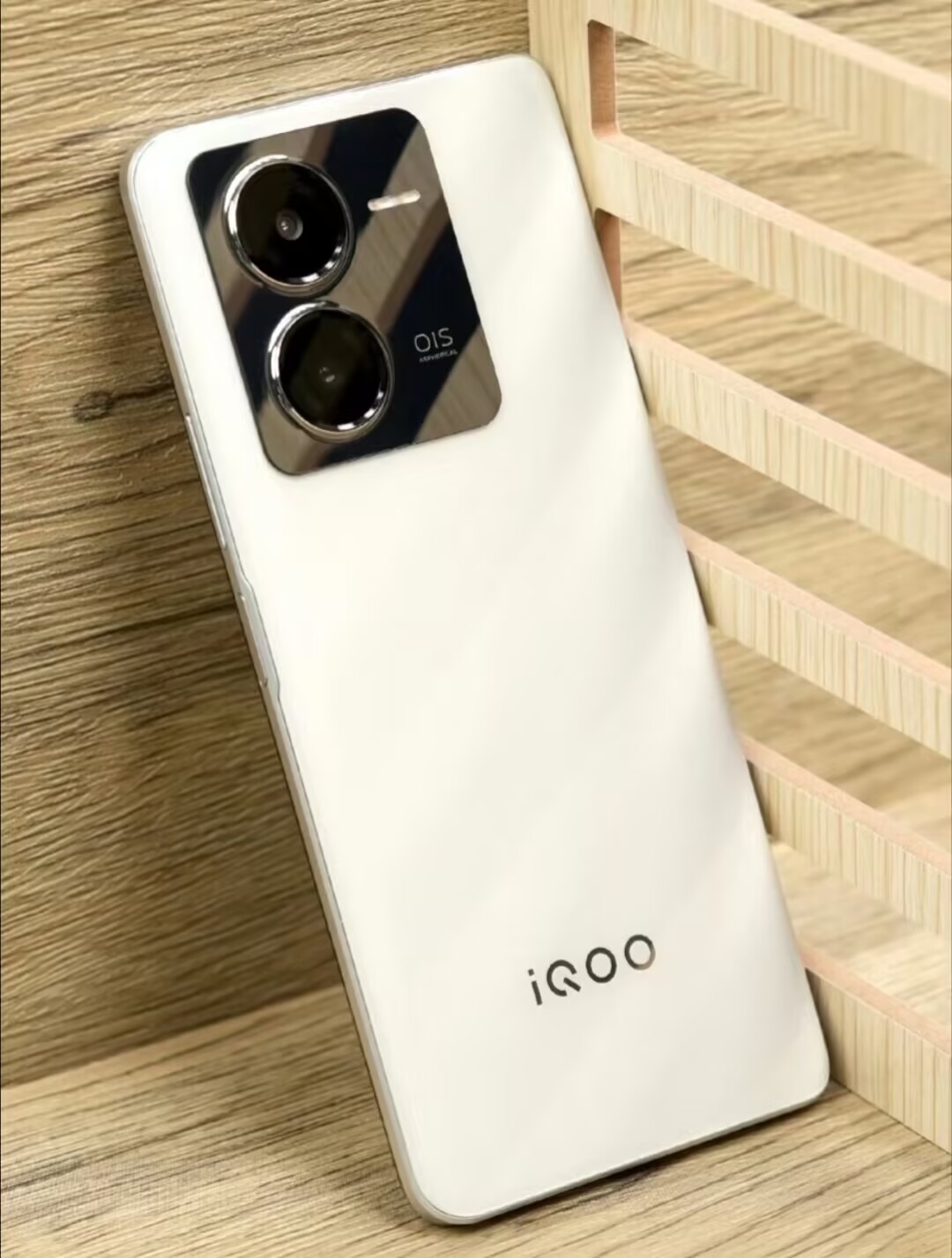 6.64″ Original vivo iQOO Z8 5G 64MP Mediatek Dimensity 8200 Android Smartphone