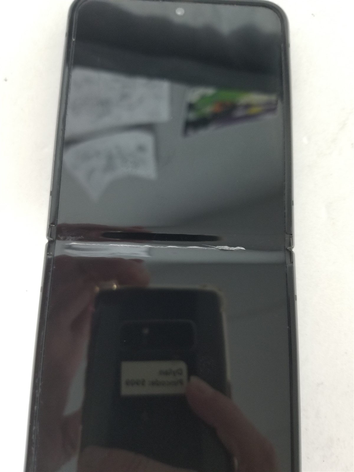 Samsung Galaxy Z Flip4 128GB Black SM-F721U (Unlocked) Discounted zW2984