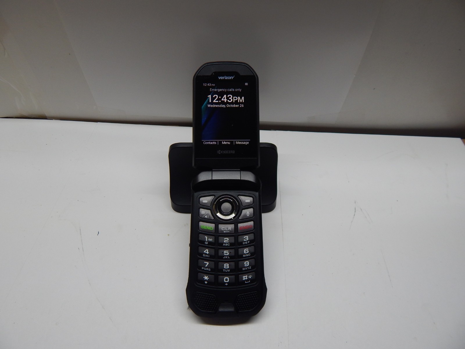 VERIZON KYOCERA DURAXV E4810 EXTREME FLIP PHONE 16GB RUGGED