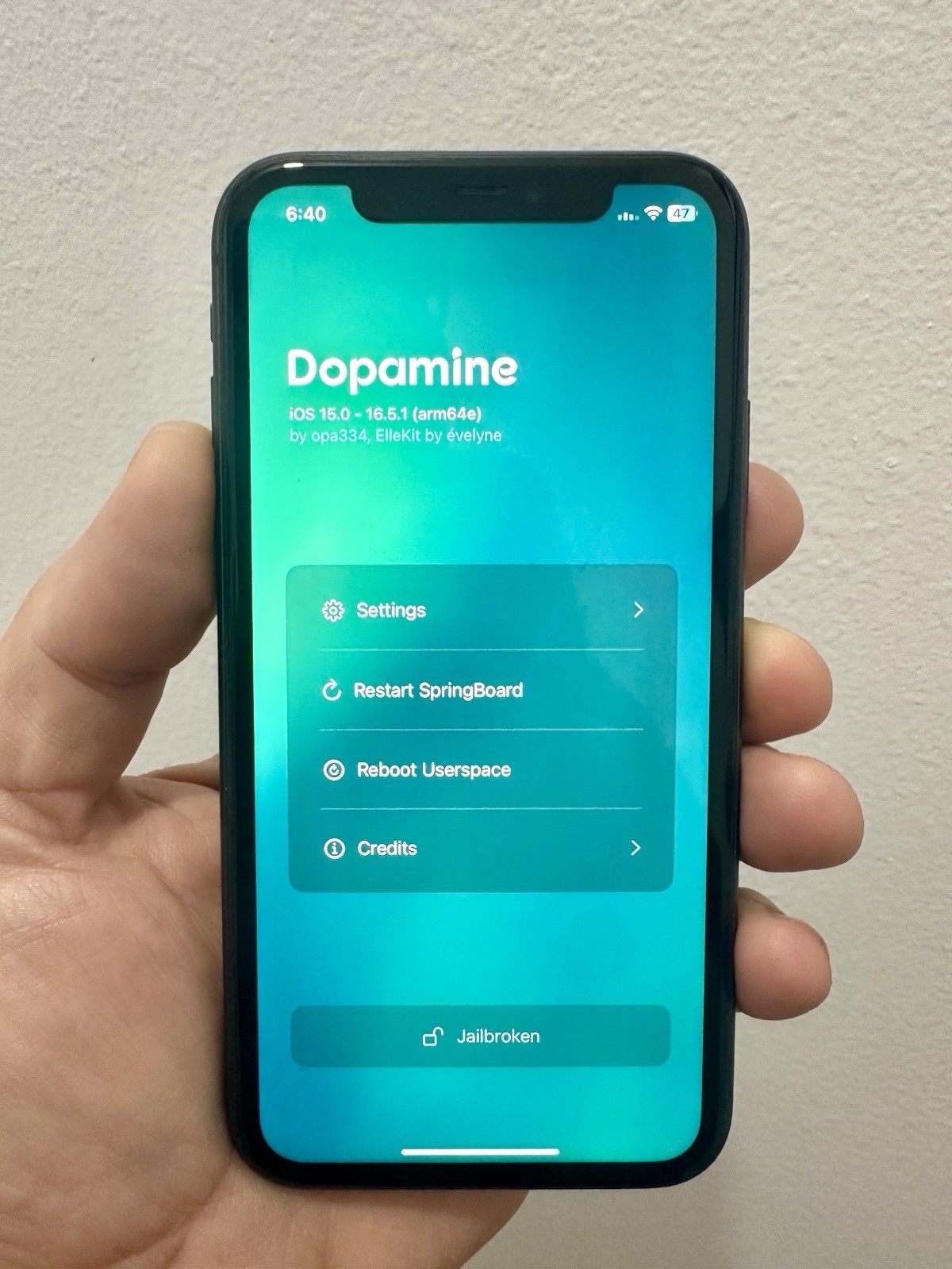 RARE iPhone 11 64g Unlocked Jailbroken iOS 16.5.1 • Trollstore /Dopamine /Sileo