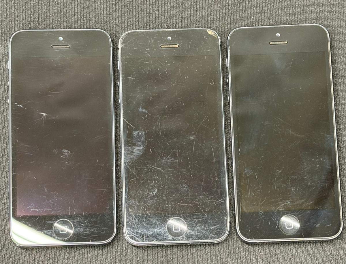 Apple iPhone 5 -A1429-16GB-LOT OF 3- PARTS ONLY
