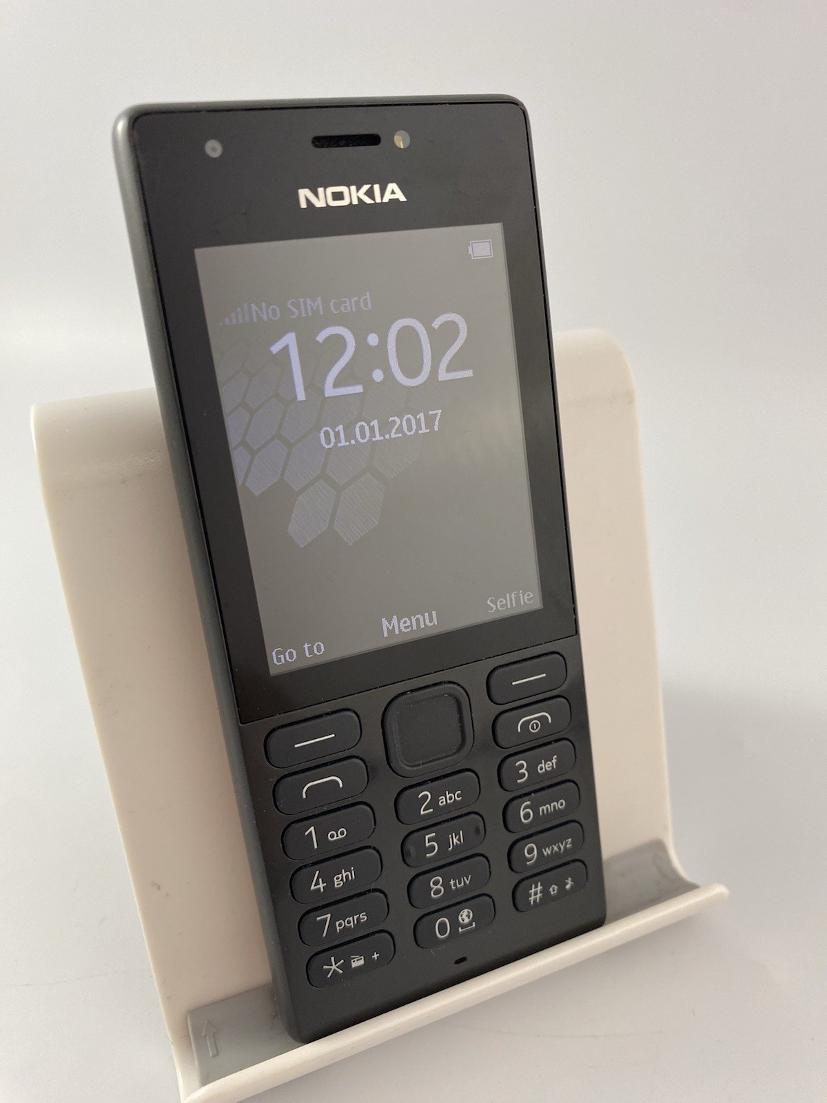 Nokia 216 Unlocked 16MB 2.4″ 0.3MP FM Torch Mobile Button Phone