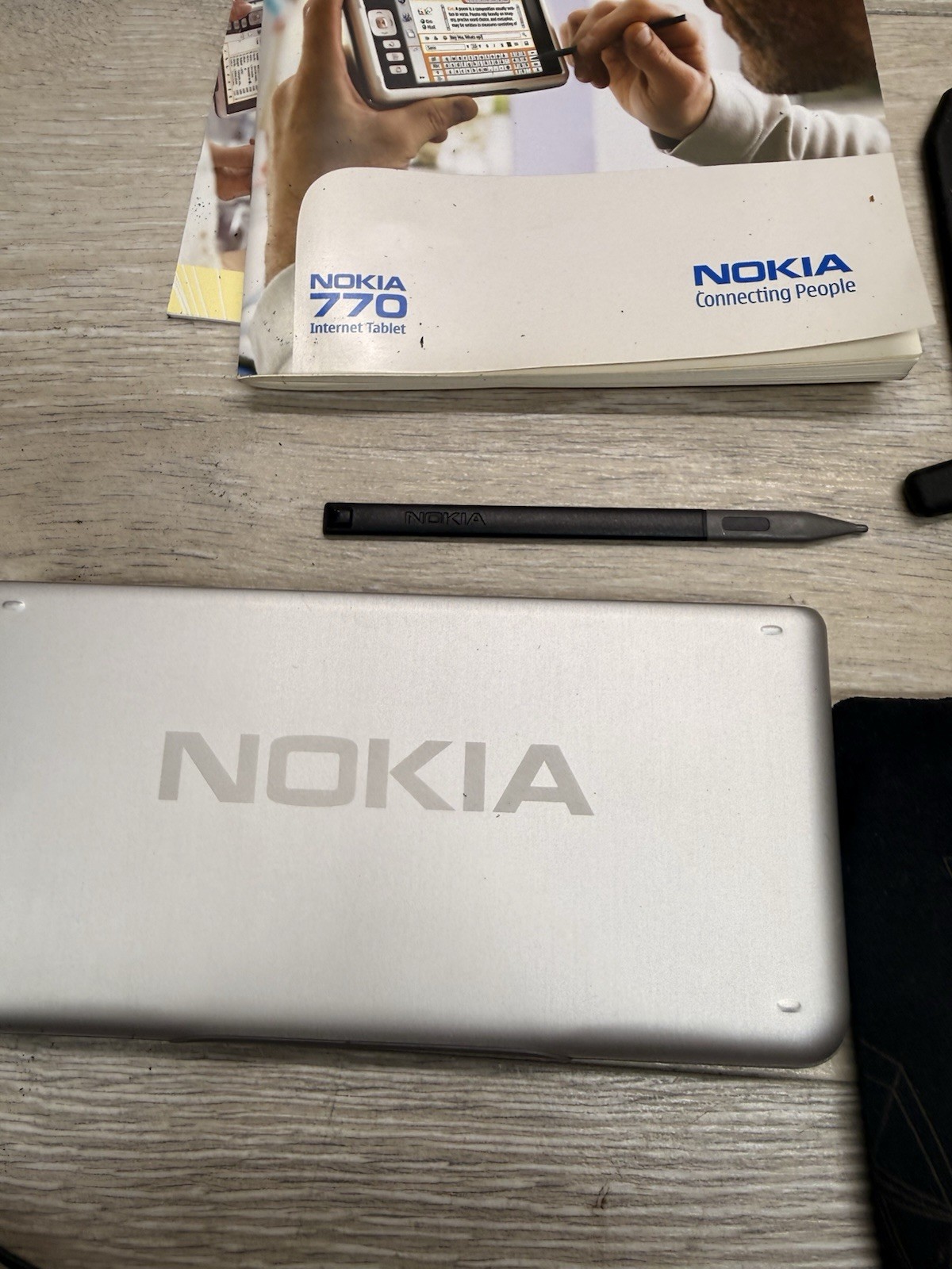 Nokia 770 In Box Rare Internet Tablet 2005 W/New Battery! Excellent Cond.