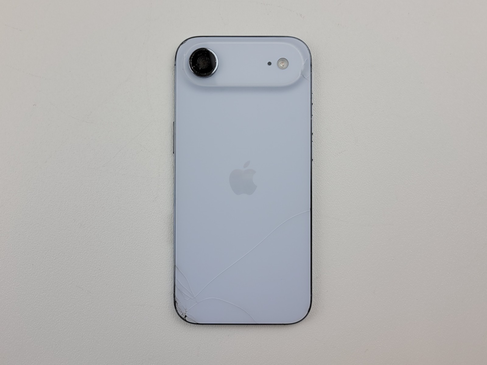 Apple iPhone (17) Air (A3260) 256GB – Blue (AT&T) Smartphone – *DAMAGED* – H7791