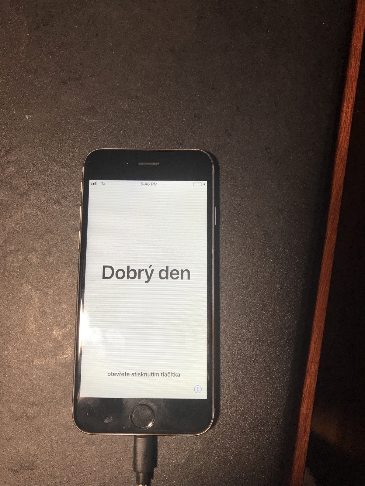 Apple iPhone 6 – 64GB – Space Gray (Verizon) A1549 (CDMA GSM)