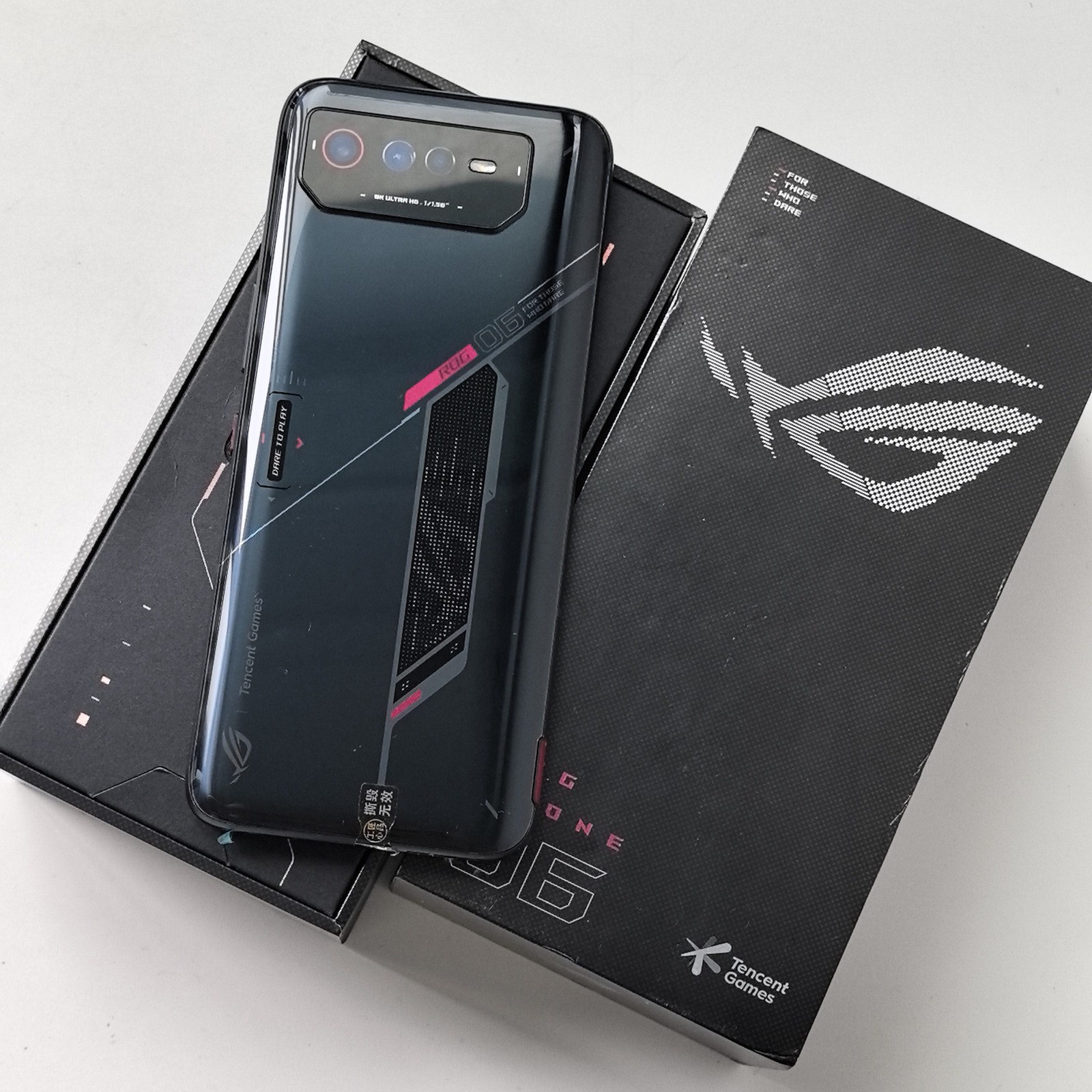 Asus ROG Phone 6 5G 12+256GB Qualcomm Unlocked Game Phone Android google Global