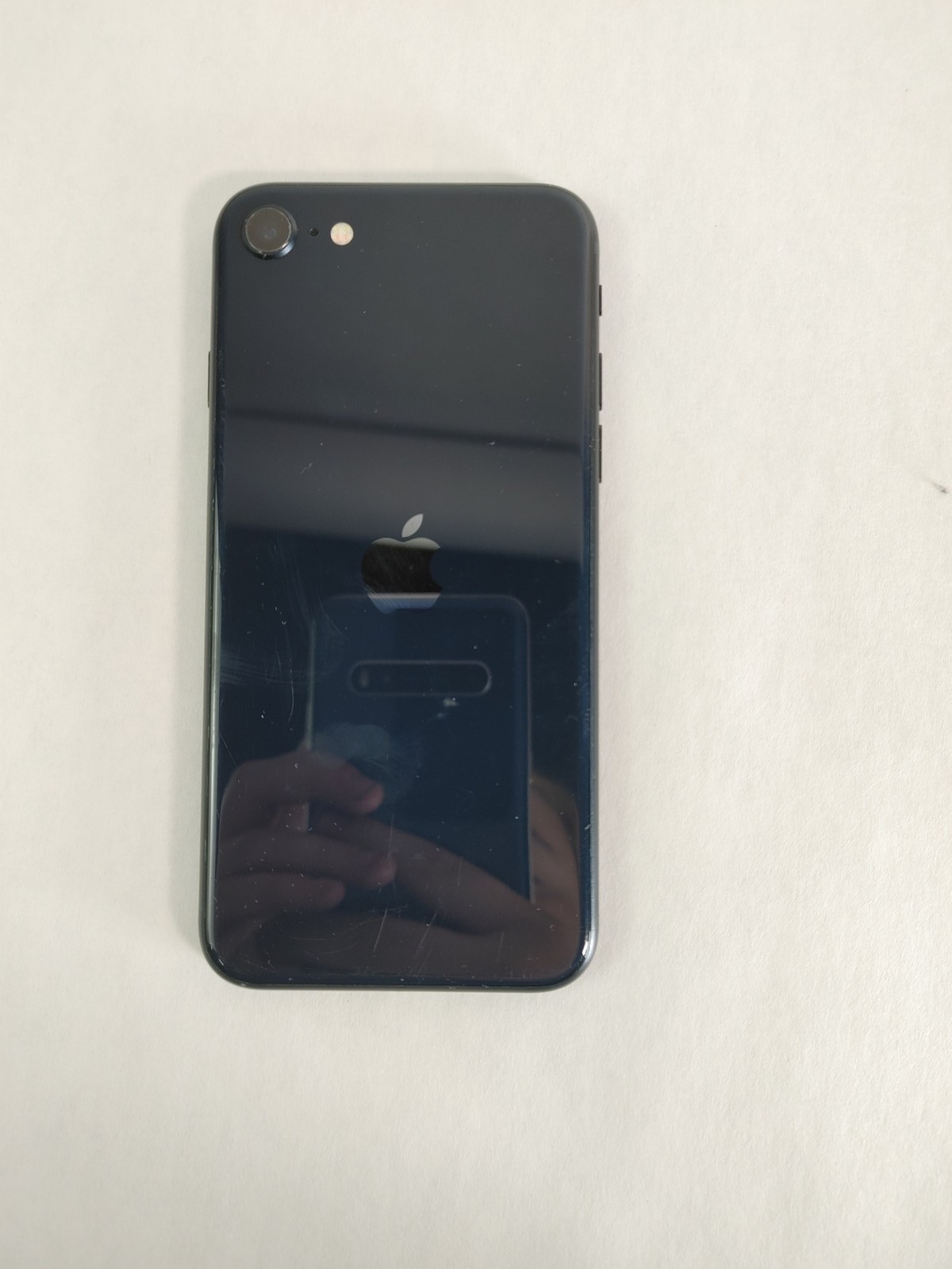 Apple iPhone SE (2022) A2595 64 GB iOS 26.4.1 Metro PCS Only (Wi-Fi + 5G)