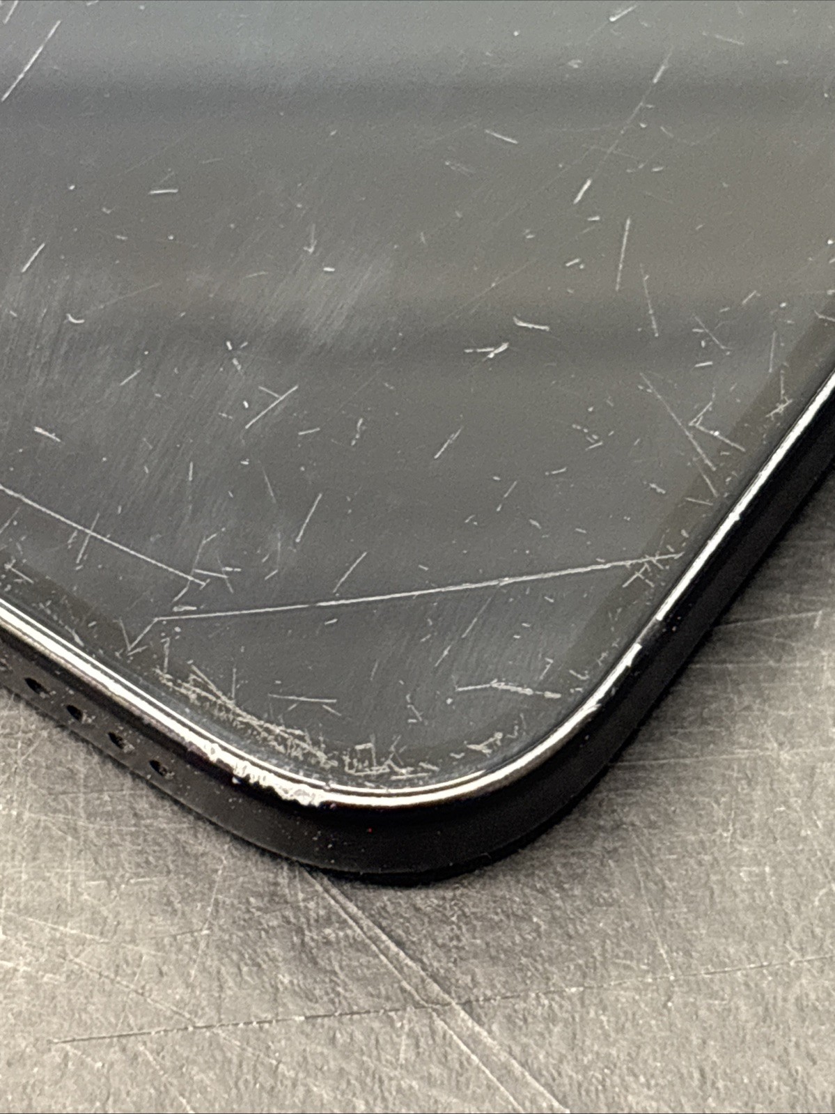 Apple iPhone 15 – 128 GB – Black (AT&T) *Read Description*