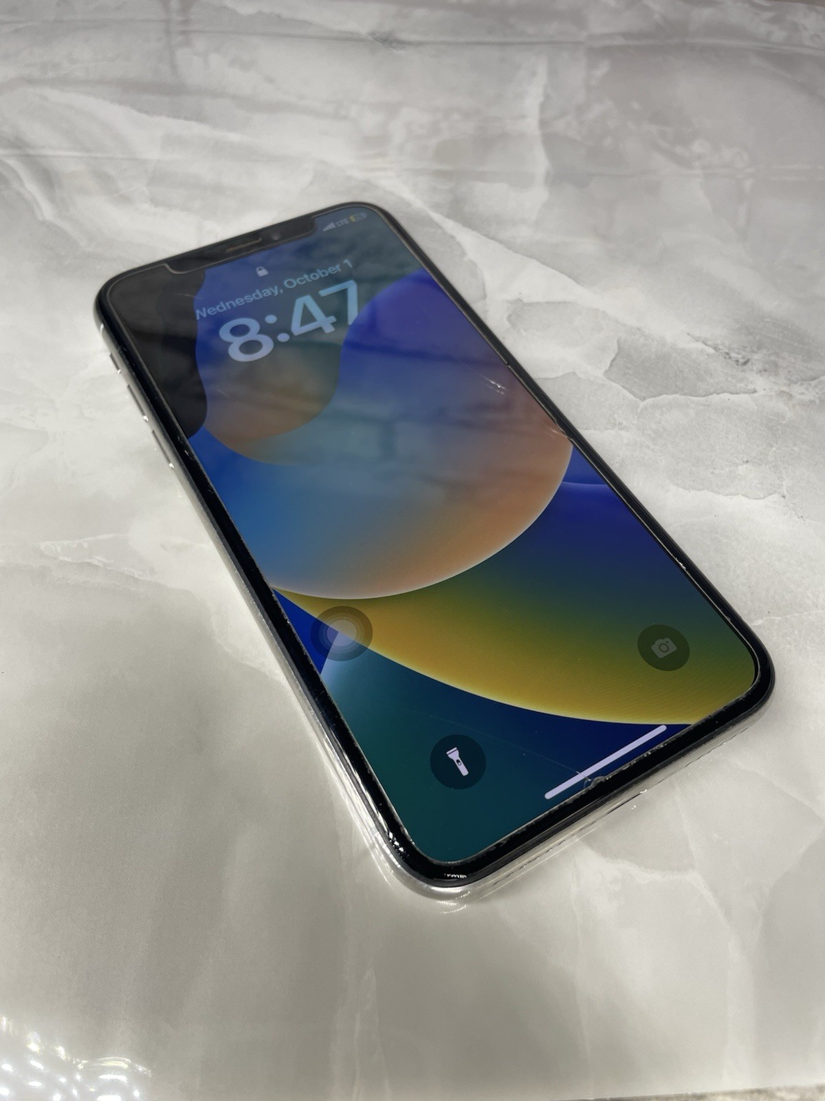 Apple iPhone X 256GB Unlocked White Mint Mobile LTE T- Mobile