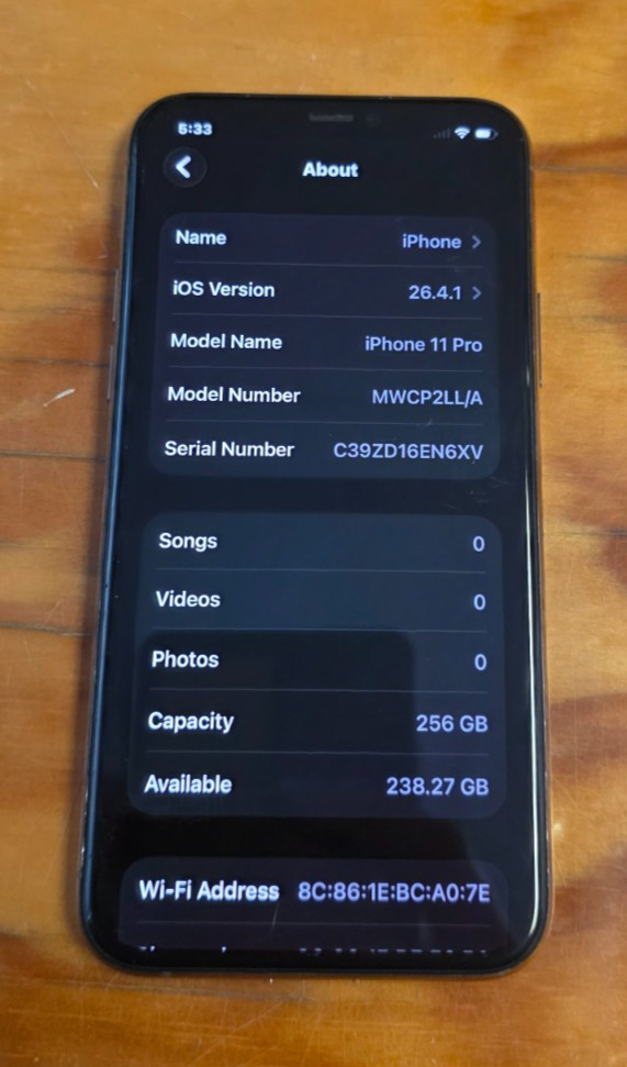 Apple iPhone 11 Pro – 256 GB – Gold UNLOCKED FOR CARRIERS, Battery issue.