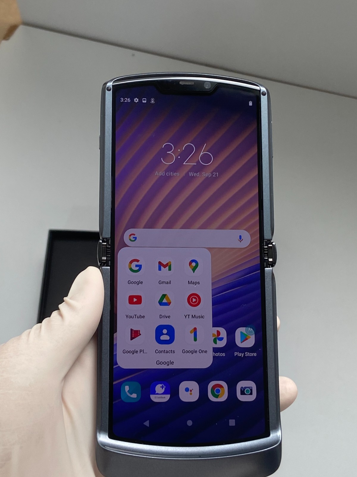 Motorola Moto Razr 5G 2020 XT2071 256GB Unlocked Android Smartphone