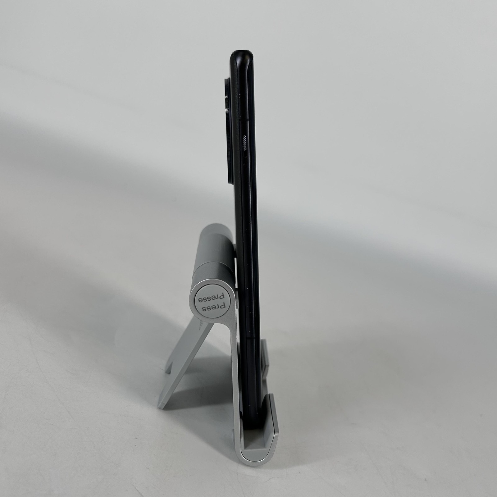 OnePlus 12R Iron Gray 256GB Unlocked – Good w/ LCD Bleed/LCD Burn-In
