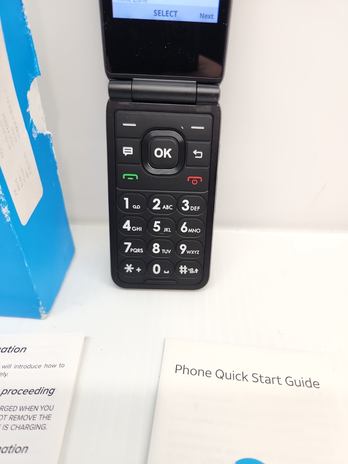 NEW AT&T FLIP IV U102AA 4G LTE AT&T SIM CARD INCLUDED! Read Description