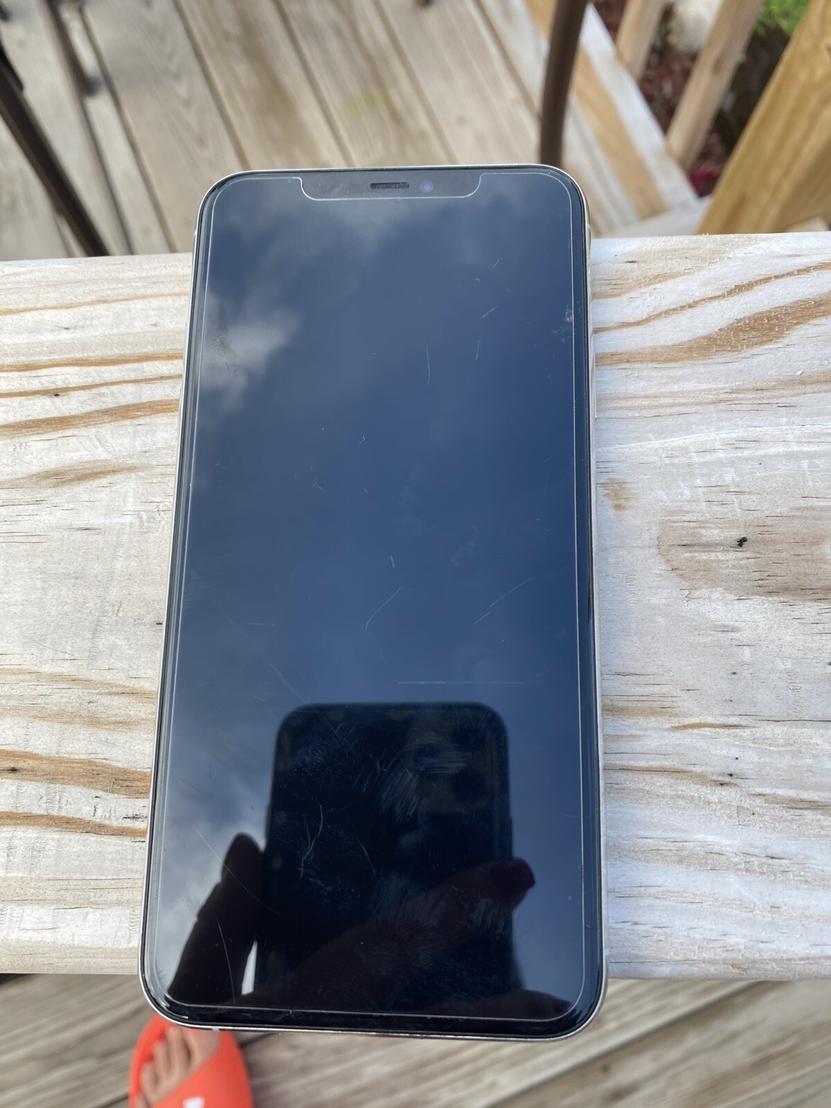 Apple iPhone 11 Pro Max – 256GB – Silver (Verizon) A2161 (CDMA + GSM)