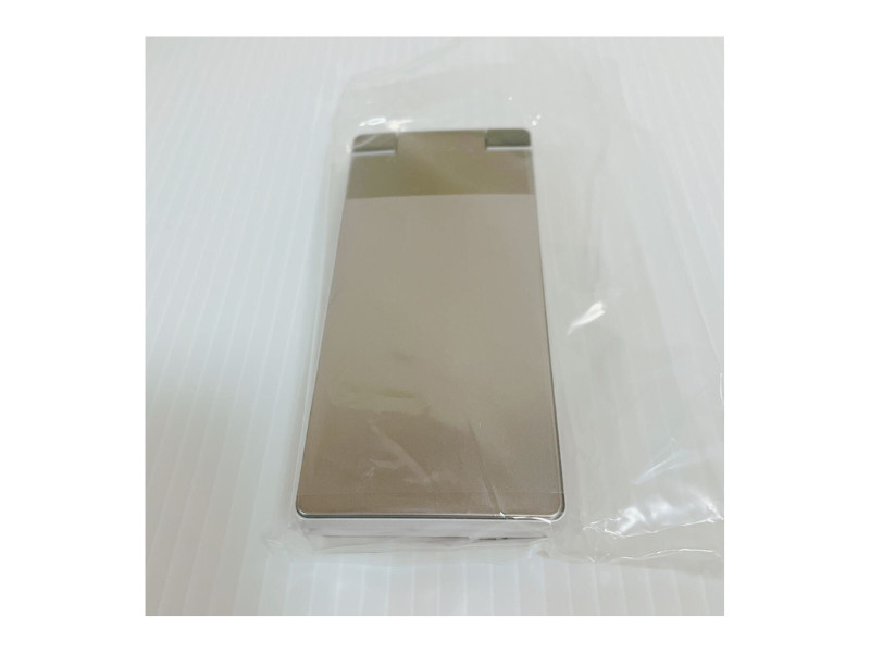 SHARP 501SH AQUOS KEITAI WHITE ANDROID FLIP PHONE 3.4In UNLOCKED JAPAN NEW