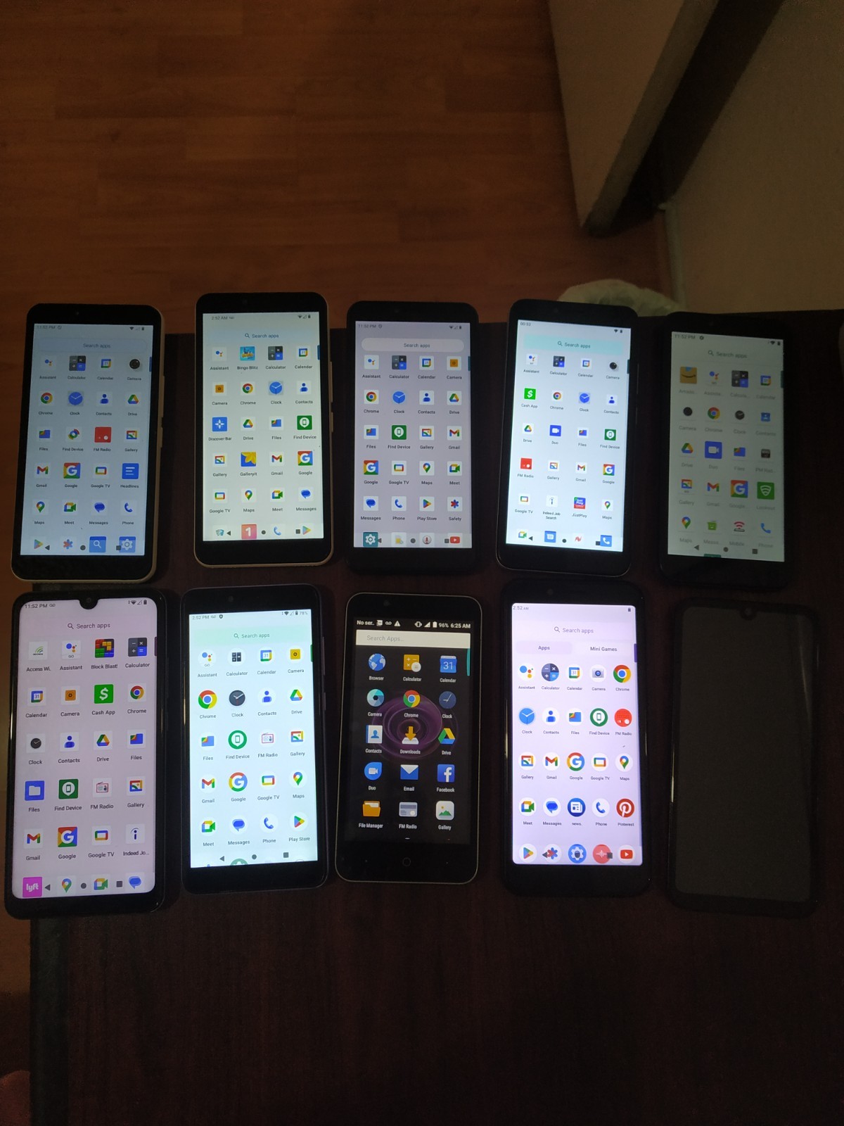 Lot of 10 Mixed Brand VORTEX /coolpad/BLU/NUO and other 16GB Smartphone