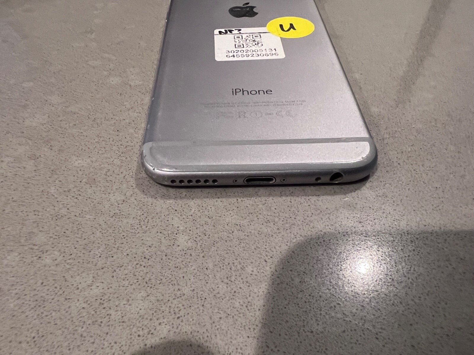 As-is Defective Apple iPhone 6 A1549 16GB – A18