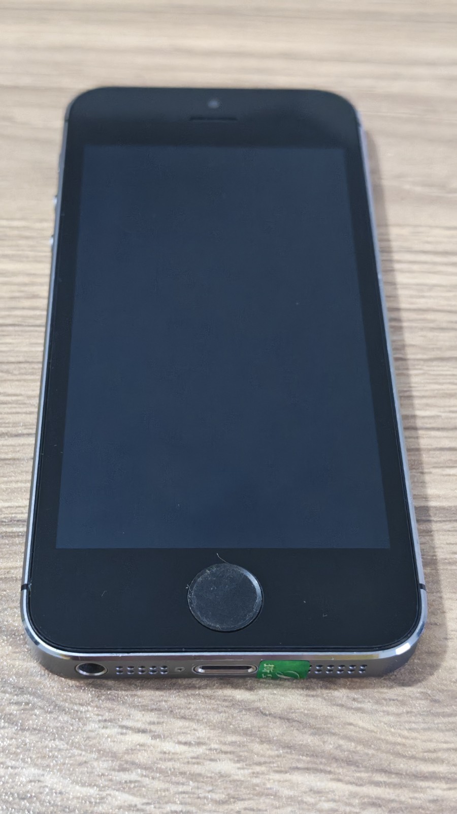 Apple iPhone 5s Unlockd 16GB 32GB 64GB iOS 12 Silver Gold Black With Accessories