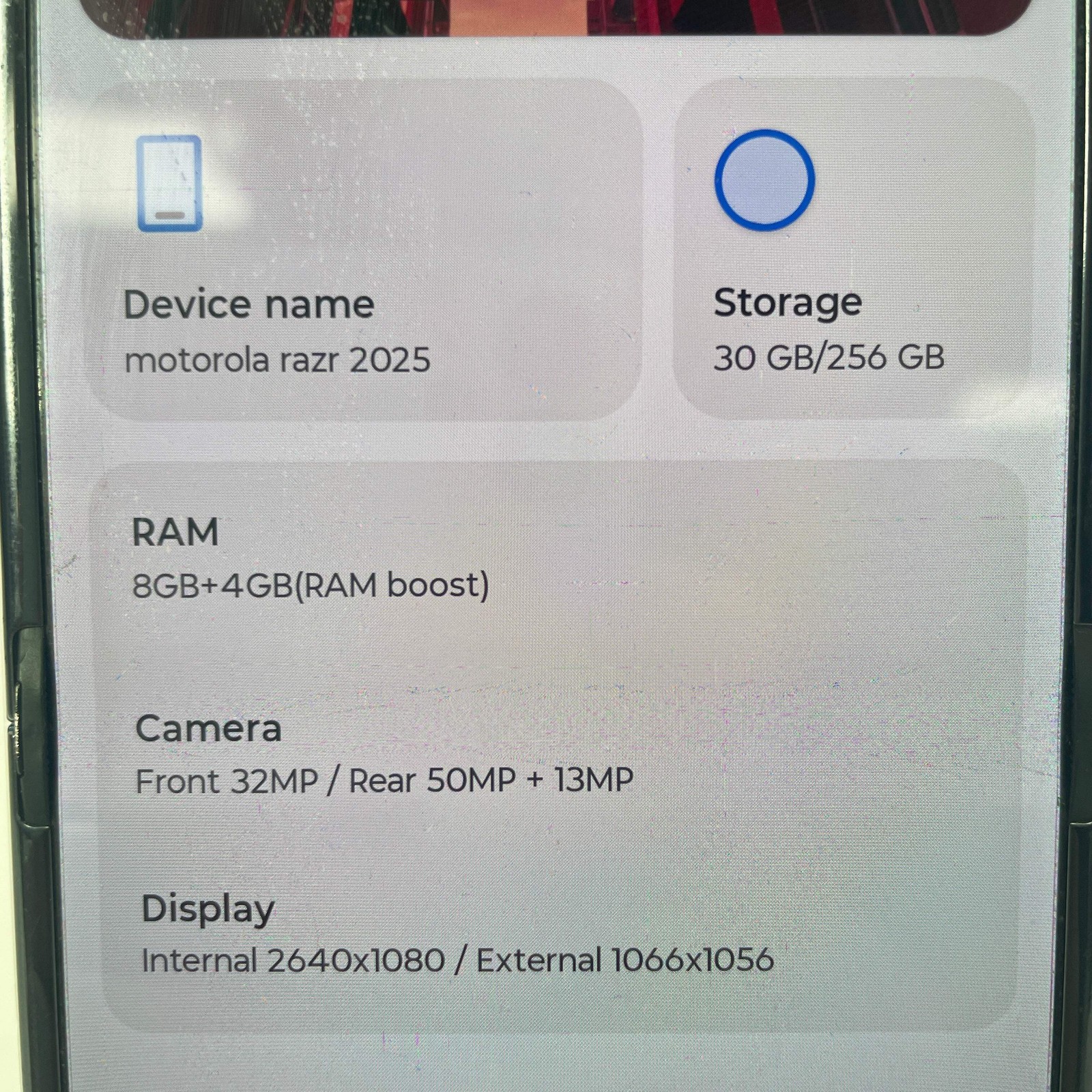 Broken Dish Wireless Motorola Razr 2025 256GB 15 XT2553-3 /Screen Cracked